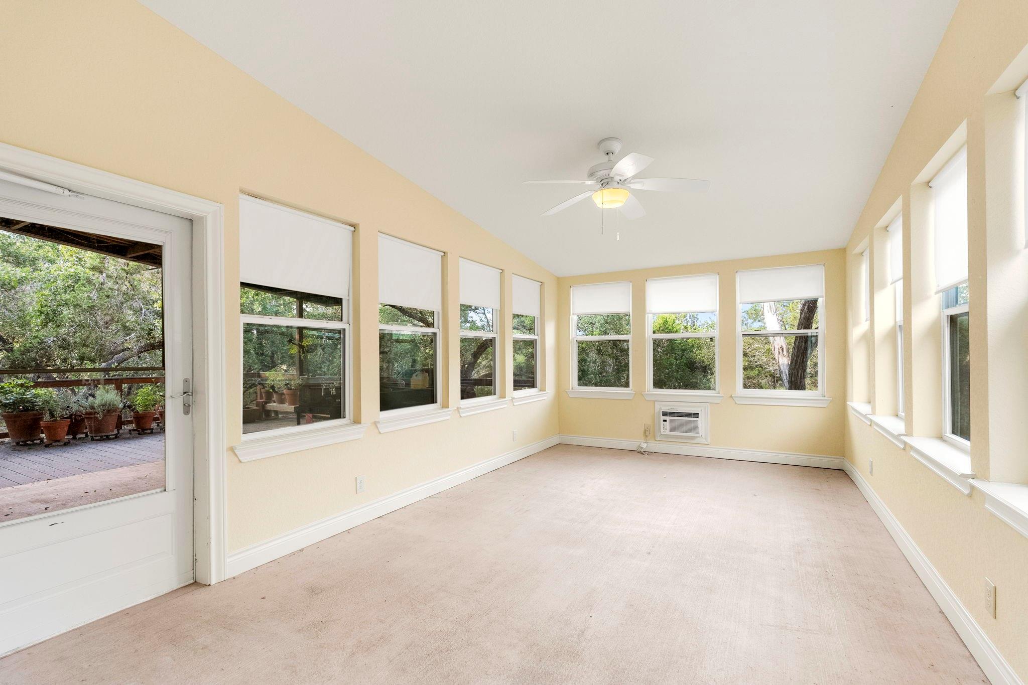 Image 35 of 40 For 200 Creekwood Ct
