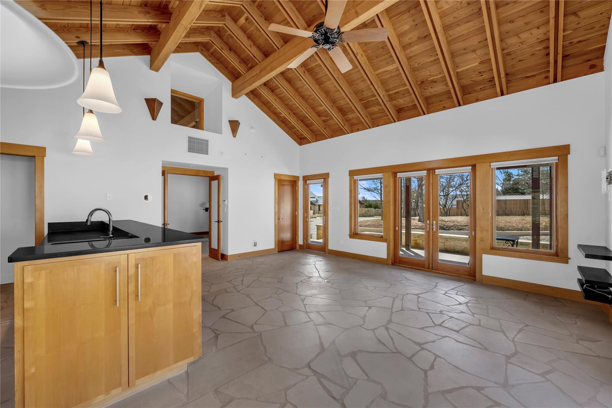 Image 27 of 30 For 118 Mountain View Cir