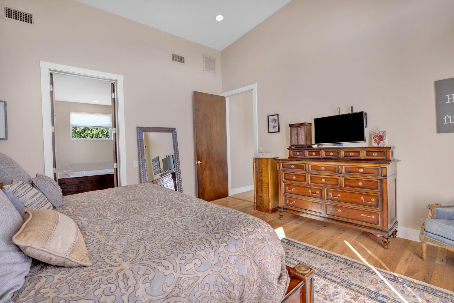 Image 19 of 40 For 1758 Lincoln Smith Rd