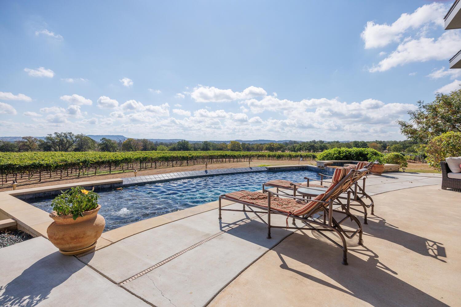 Image 33 of 40 For 1758 Lincoln Smith Rd