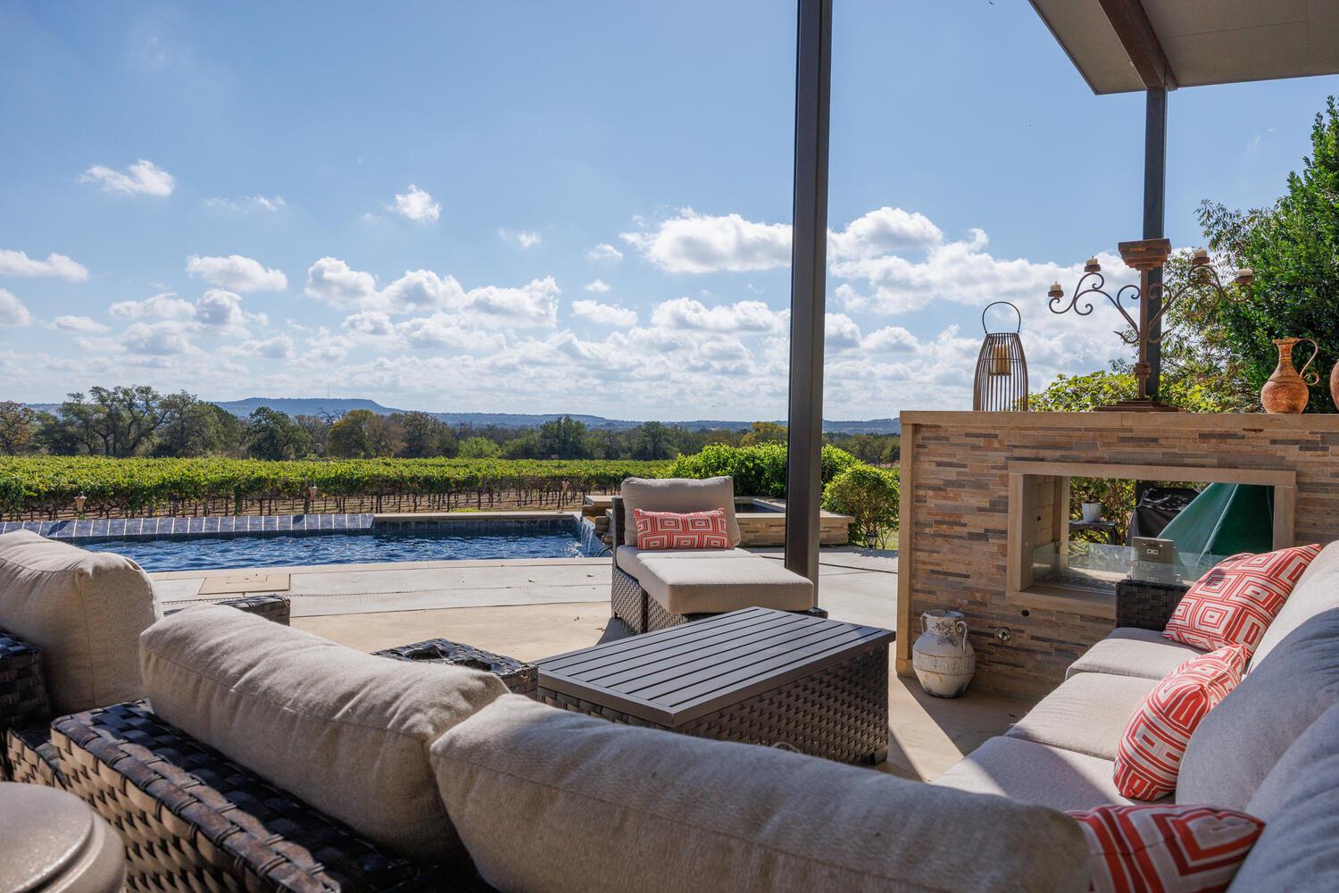 Image 34 of 40 For 1758 Lincoln Smith Rd