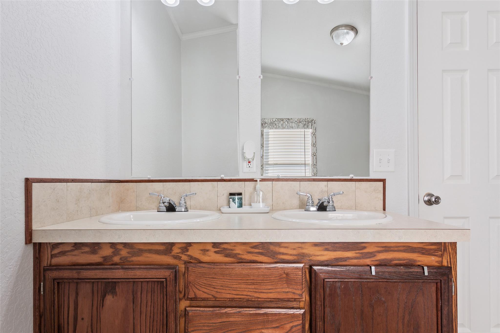 Image 18 of 34 For 424 State Highway 53 Highway