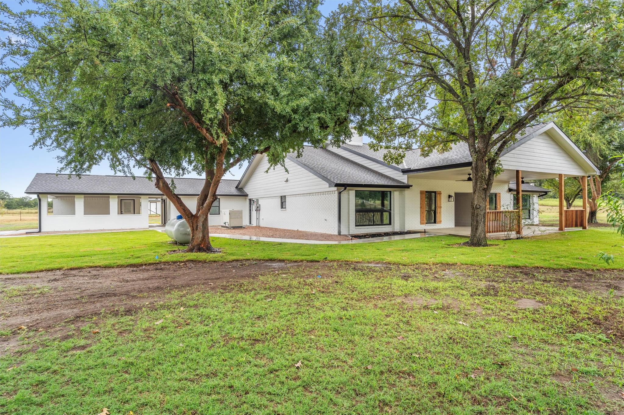 Details for 1037 Western Hills Rd, Rockdale, TX 76567