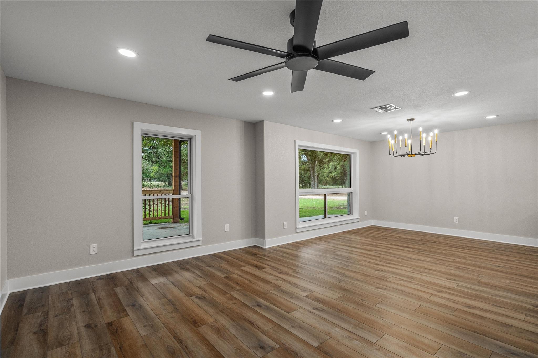 Image 10 of 40 For 1037 Western Hills Rd