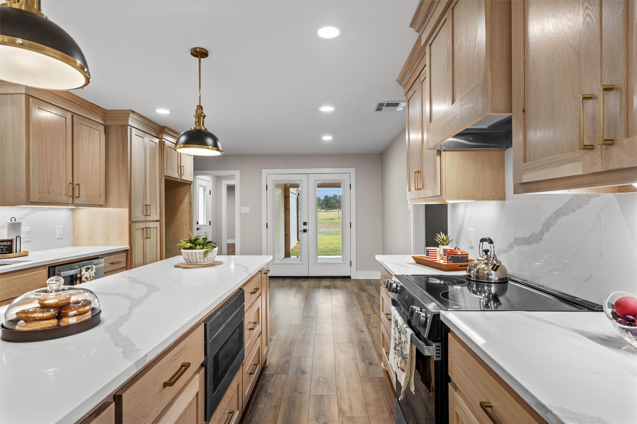 Image 16 of 40 For 1037 Western Hills Rd