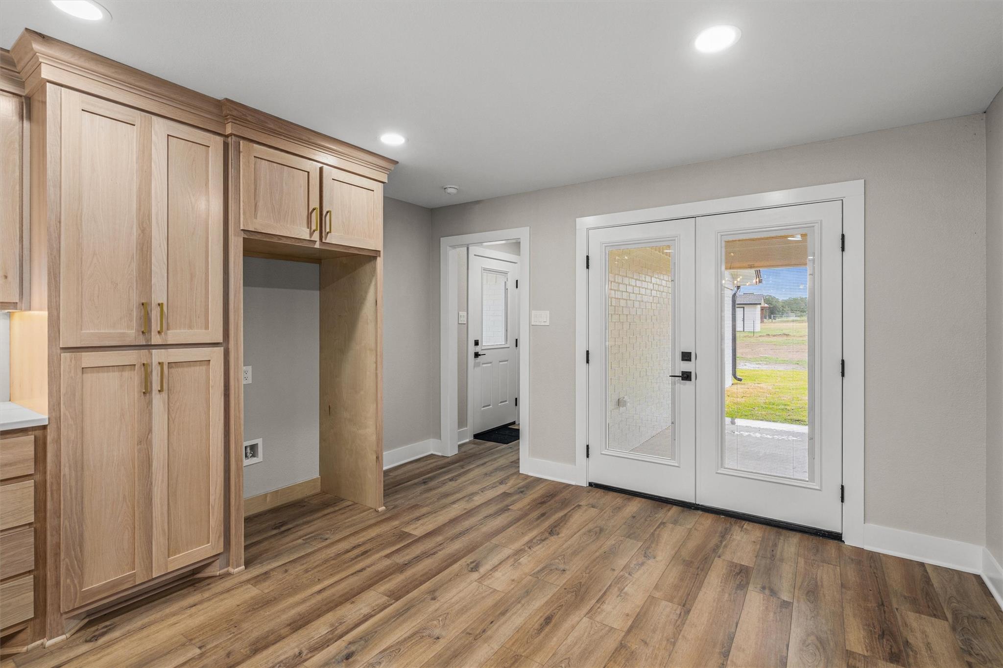 Image 20 of 40 For 1037 Western Hills Rd