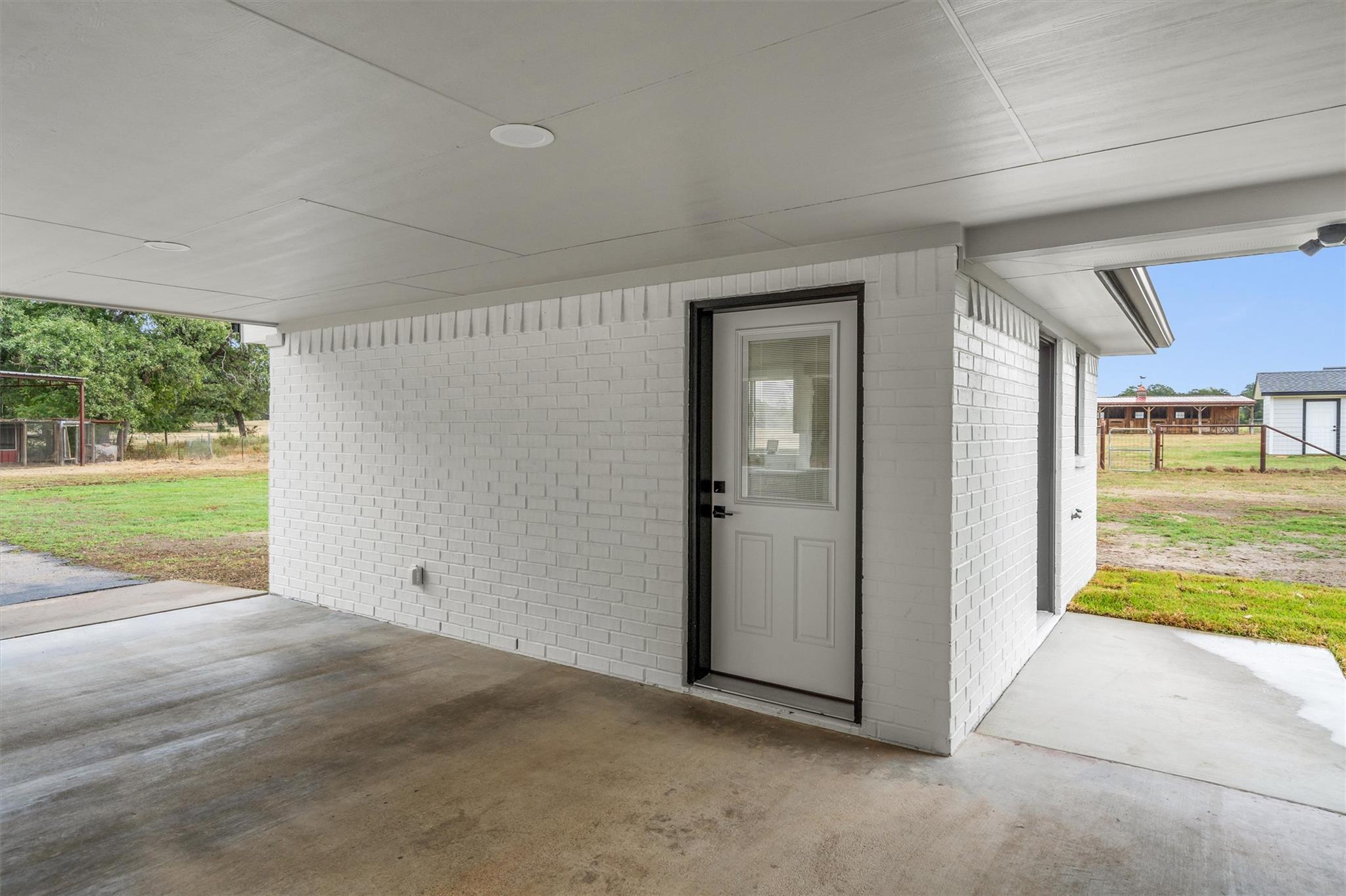 Image 30 of 40 For 1037 Western Hills Rd