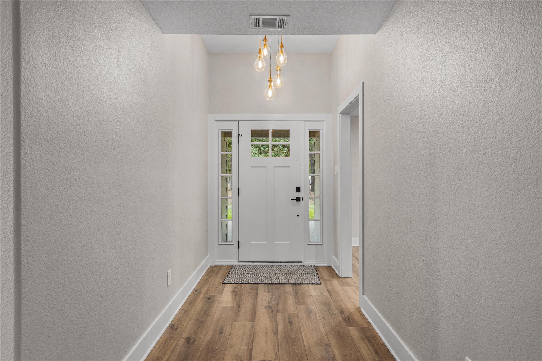 Image 6 of 40 For 1037 Western Hills Rd