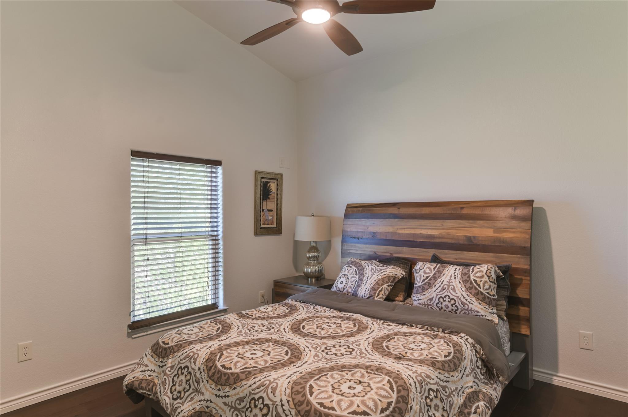 Image 25 of 40 For 0 Highway 90