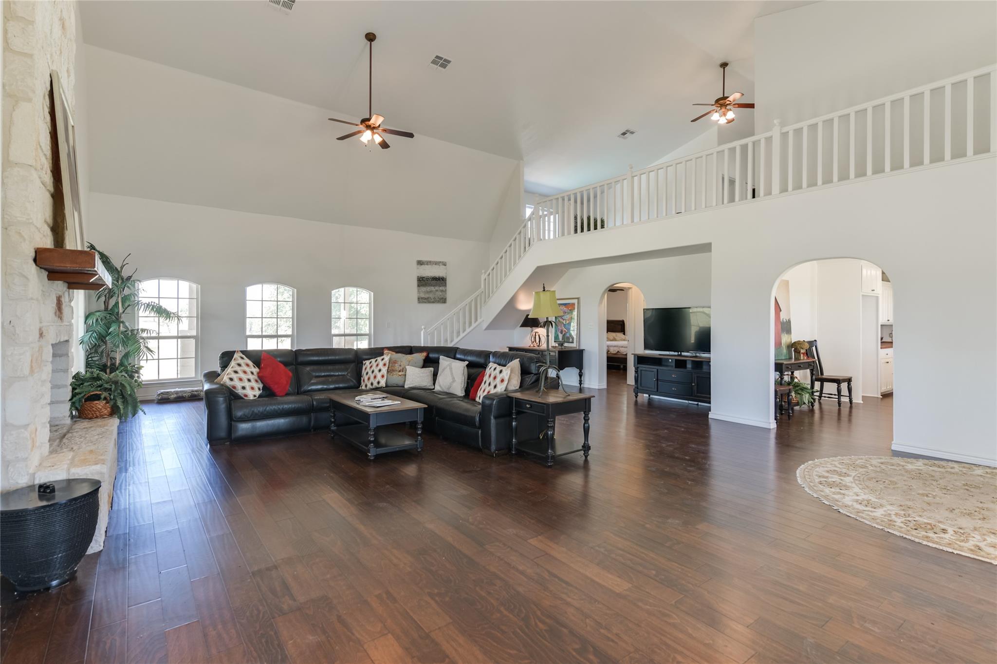 Image 30 of 40 For 0 Highway 90