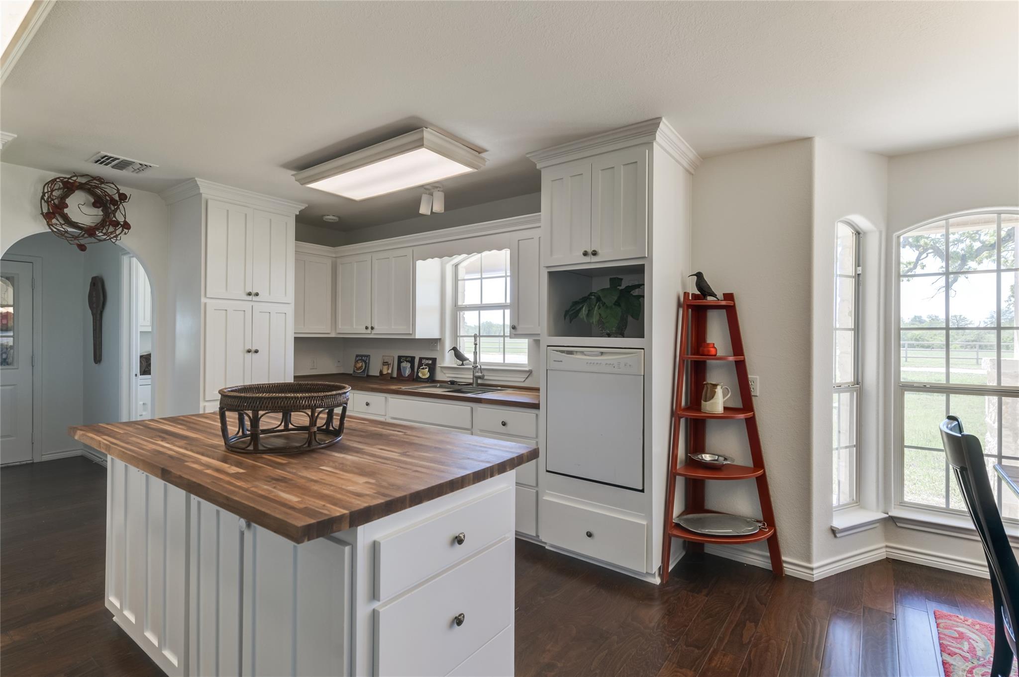 Image 32 of 40 For 0 Highway 90