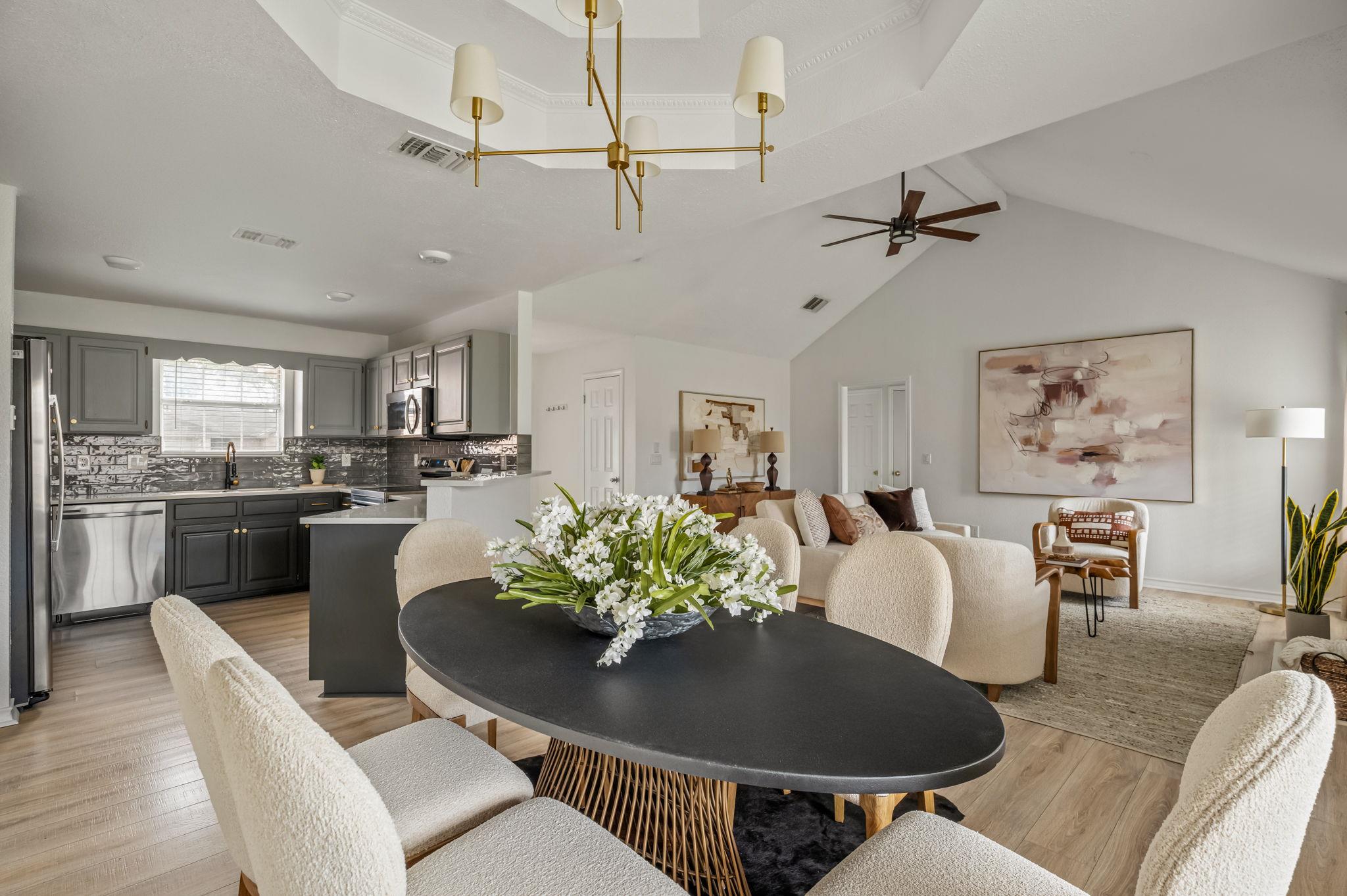 Image 15 of 34 For 1319 Summerwood Dr