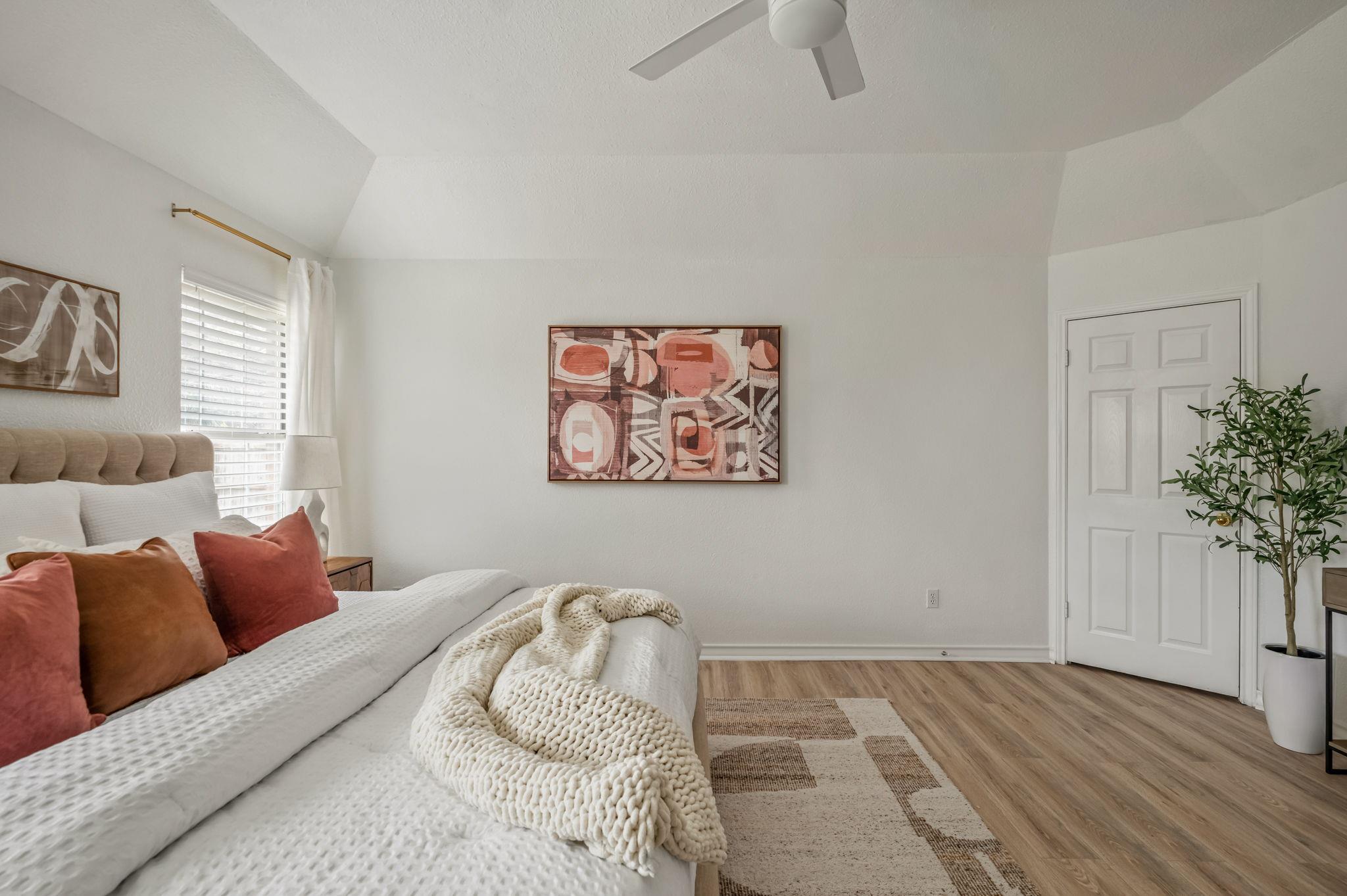 Image 17 of 34 For 1319 Summerwood Dr