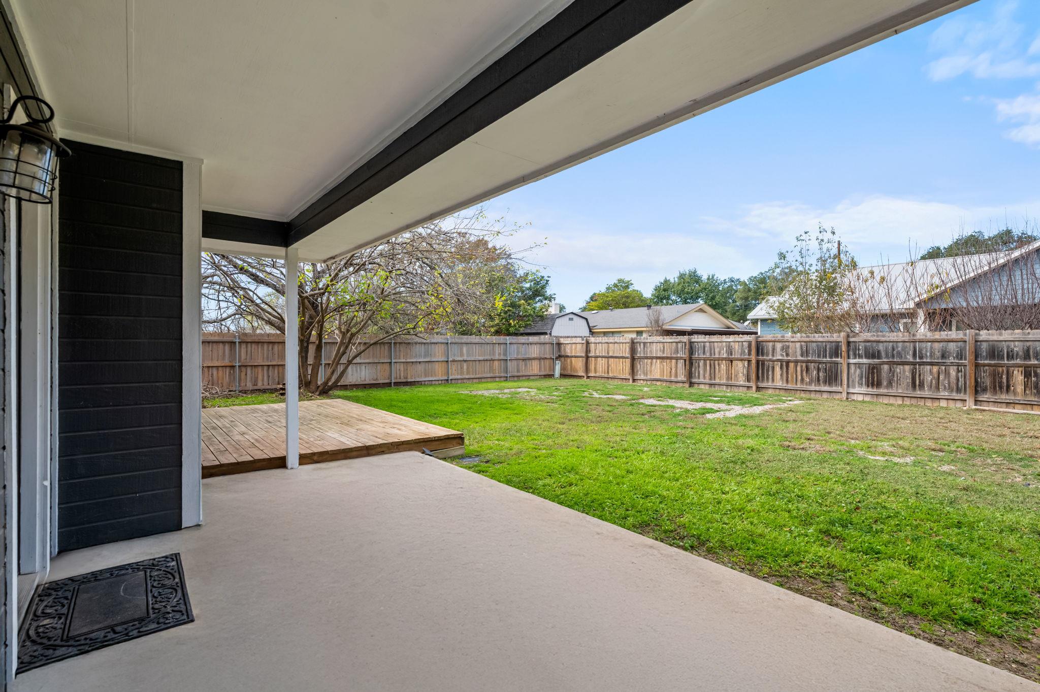 Image 29 of 34 For 1319 Summerwood Dr