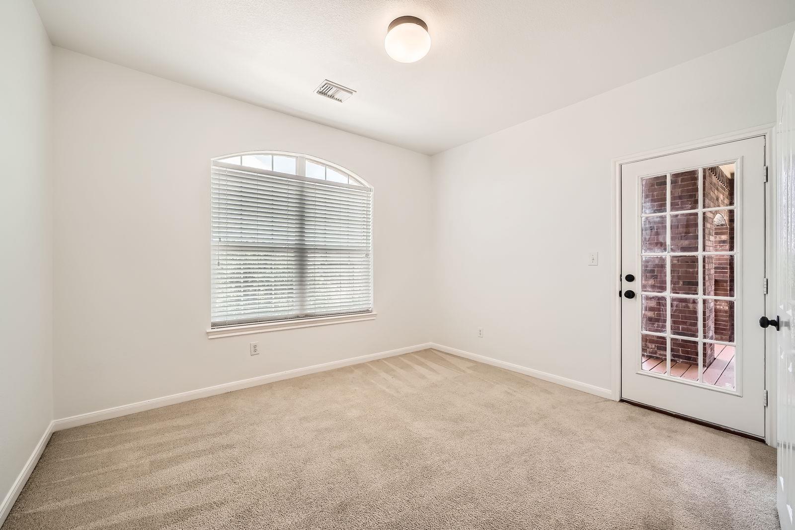 Image 19 of 29 For 9812 Whitley Bay Dr