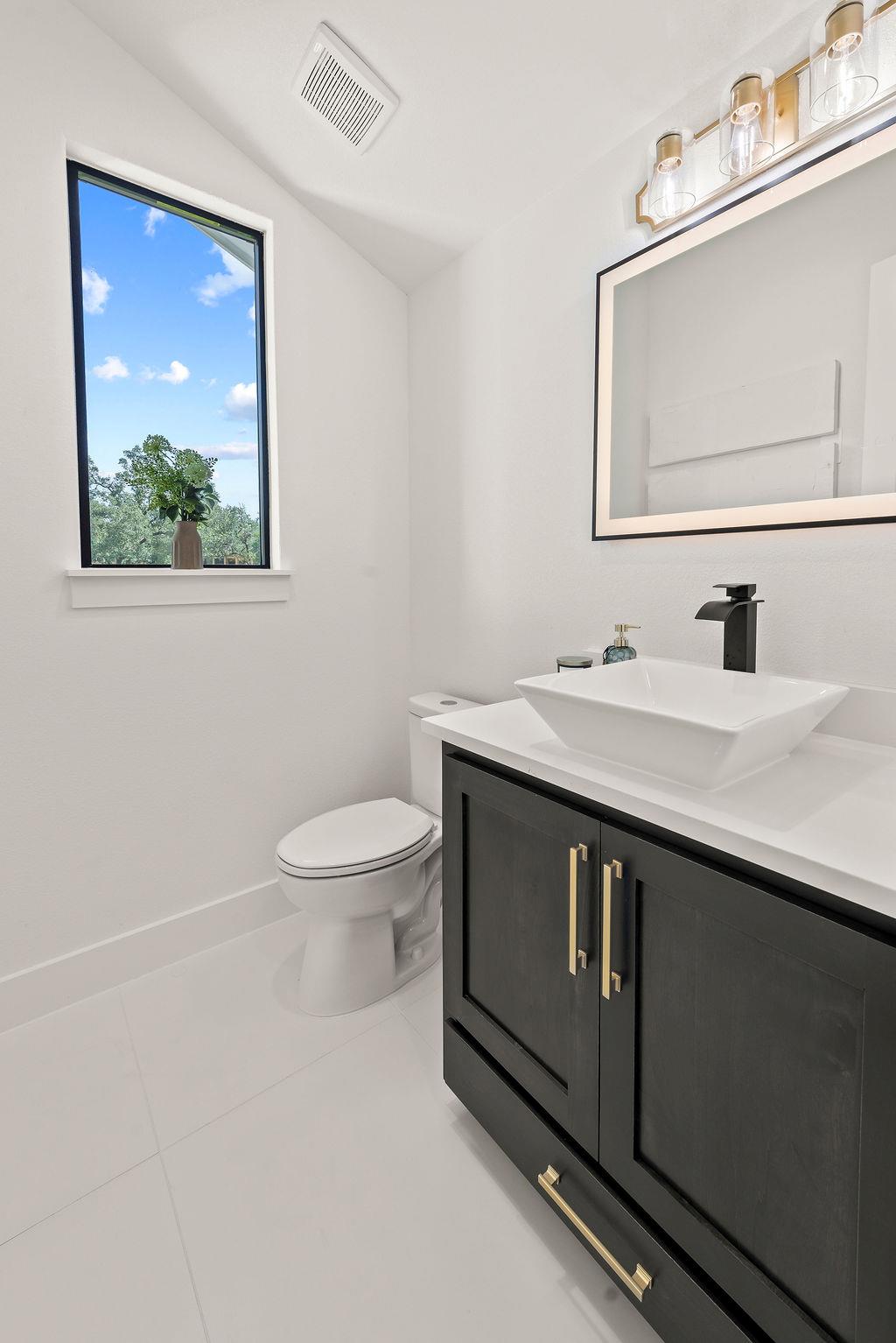 Image 32 of 40 For 226 Bobby Clark Dr