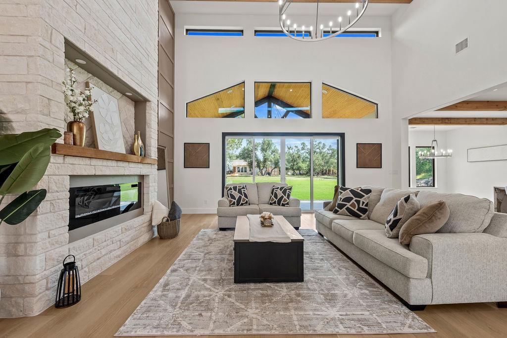 Image 4 of 40 For 226 Bobby Clark Dr