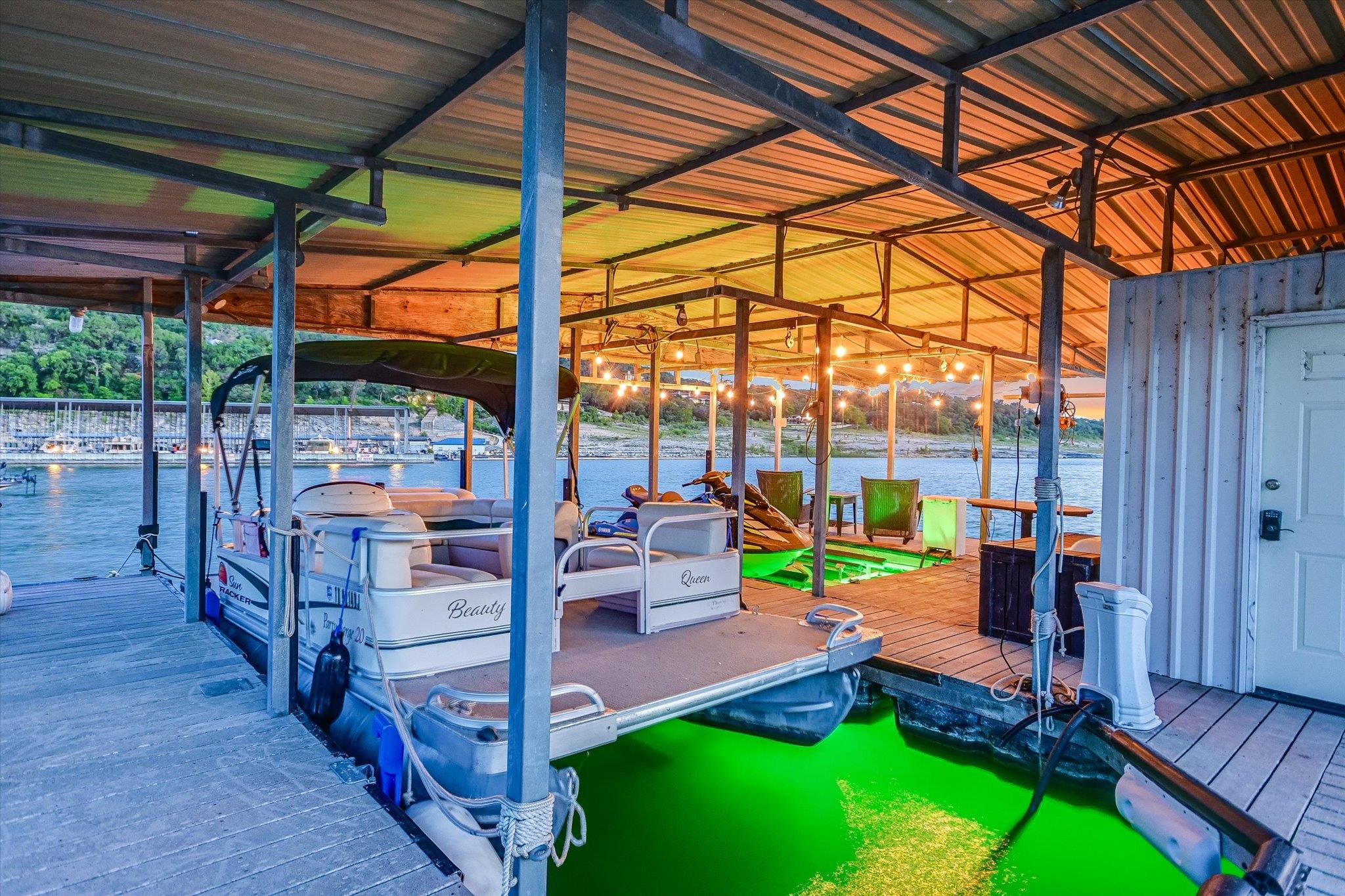 Image 33 of 39 For 17120 Northlake Hills Dr