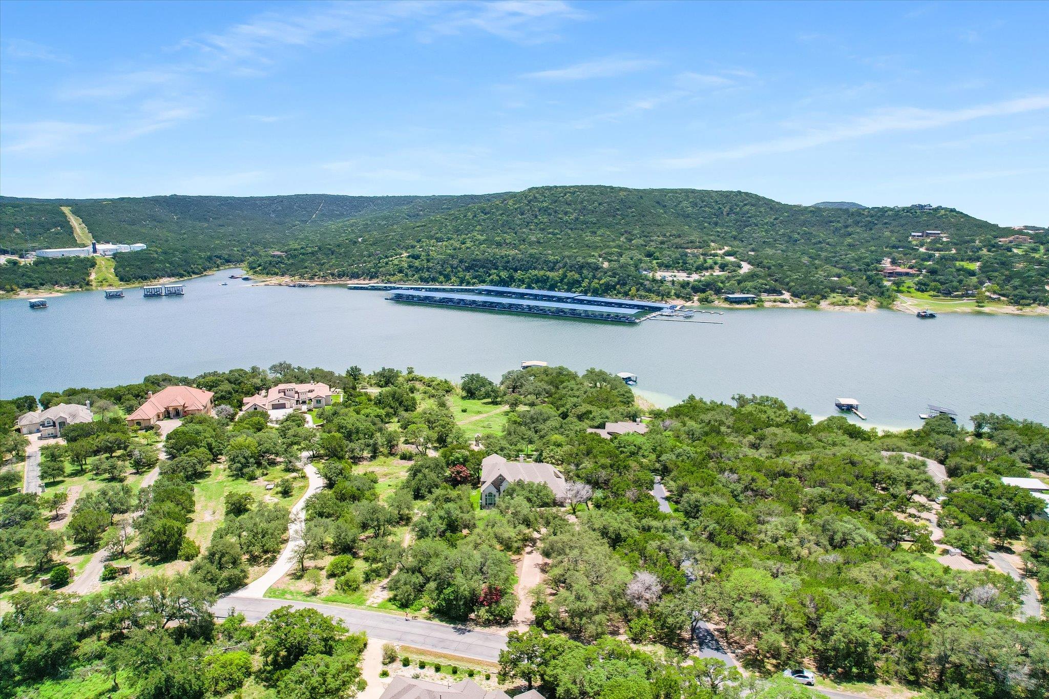 Image 34 of 39 For 17120 Northlake Hills Dr