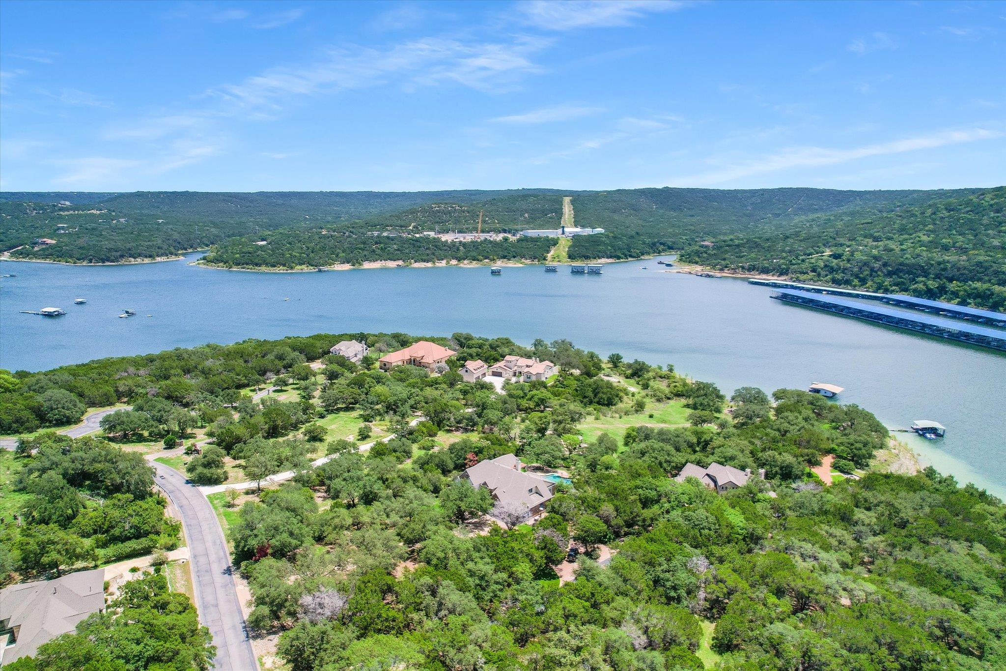 Image 35 of 39 For 17120 Northlake Hills Dr