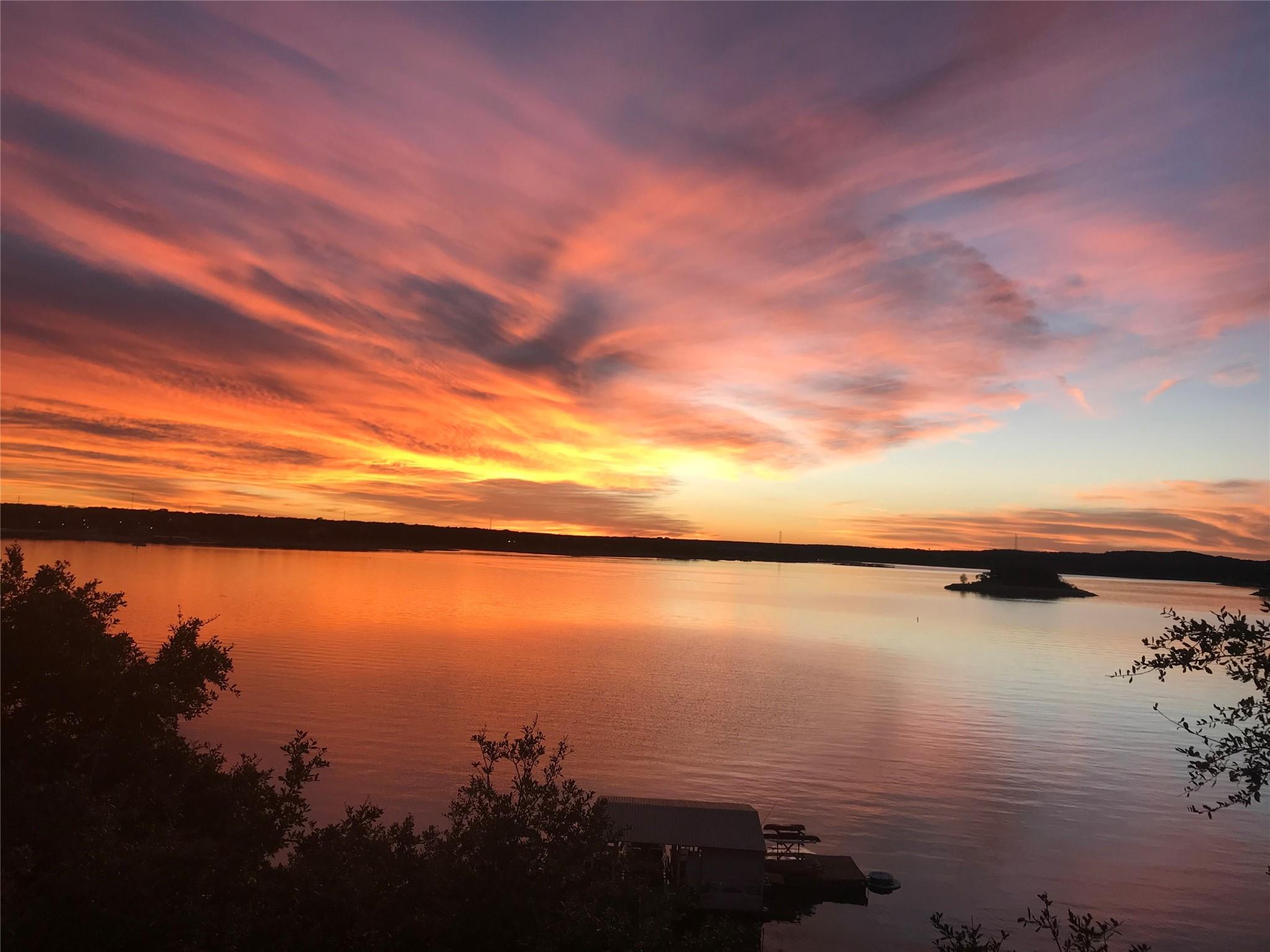 Image 17 of 27 For 15919 Booth Circle Cir