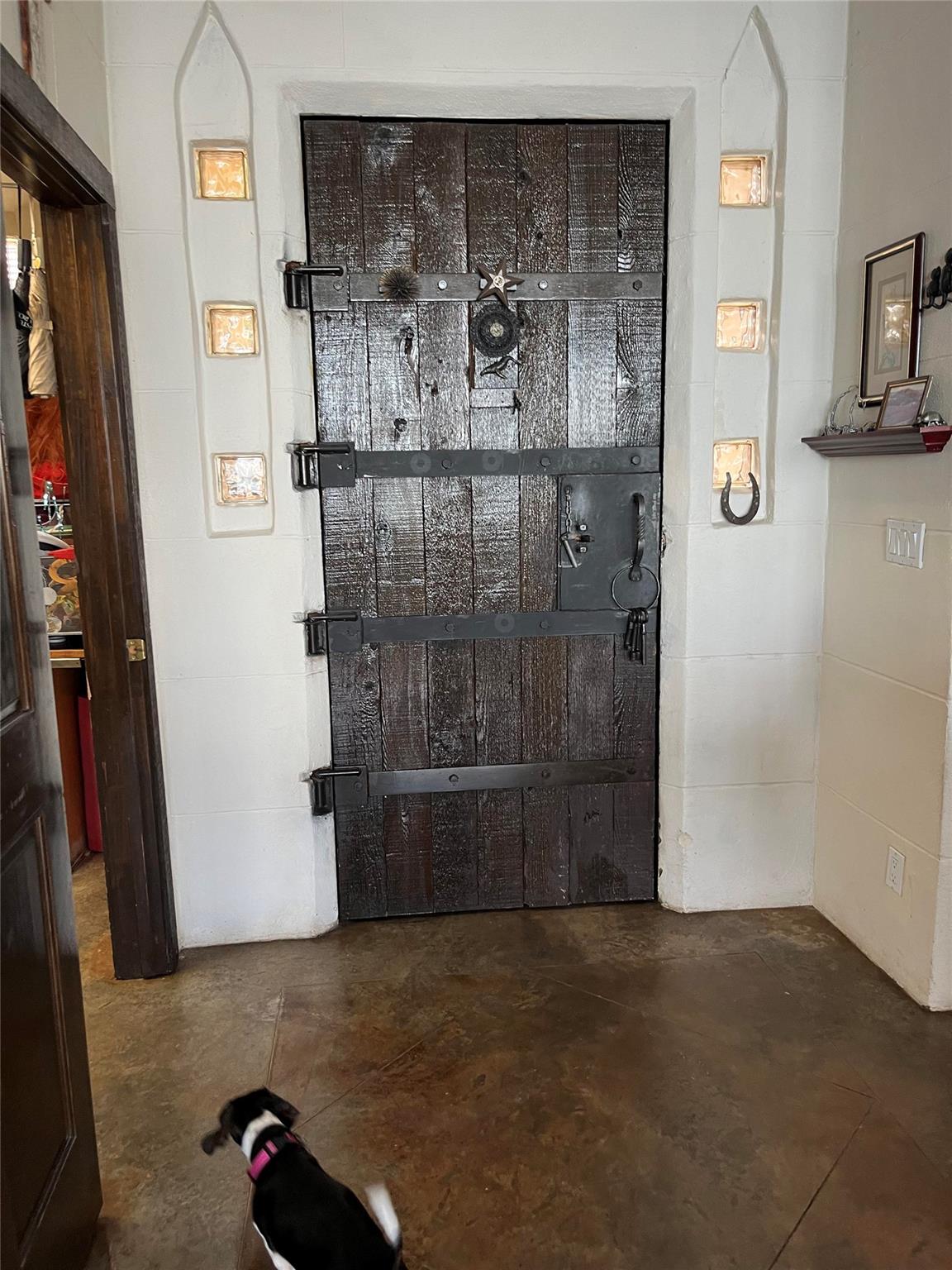 Image 21 of 27 For 15919 Booth Circle Cir