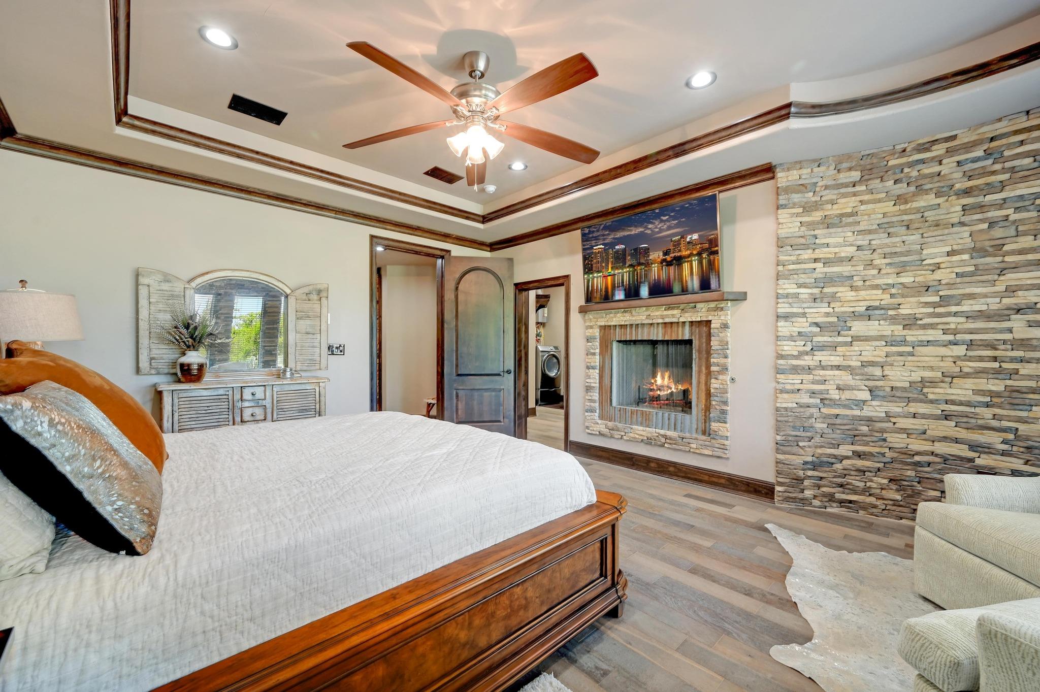 Image 22 of 40 For 200 Skippin Stone Ln
