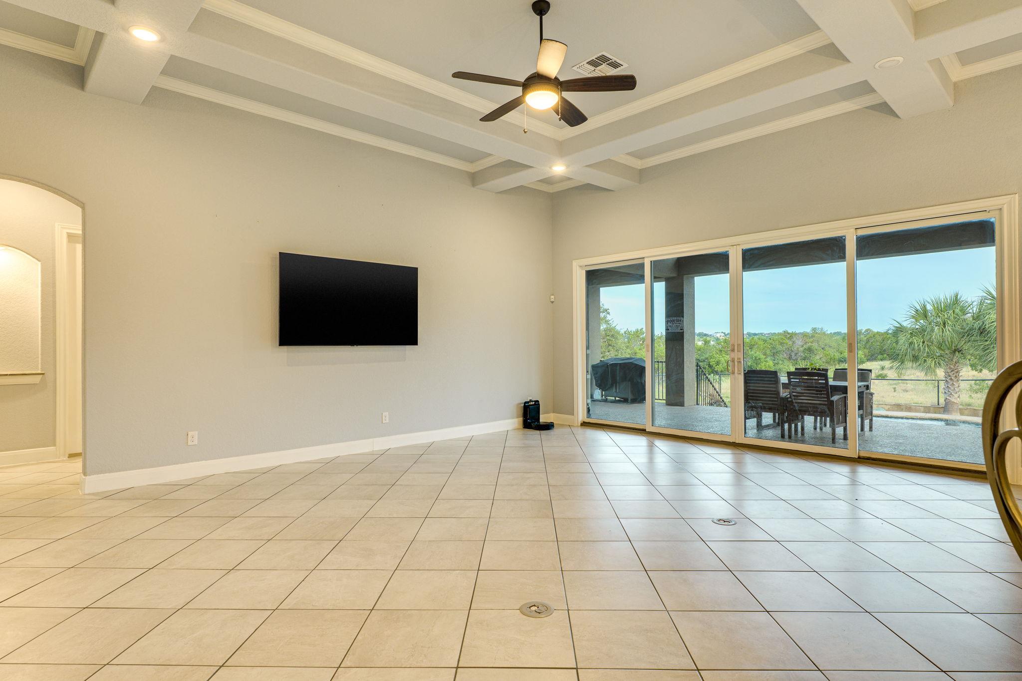 Image 11 of 40 For 346 Blackbird Dr