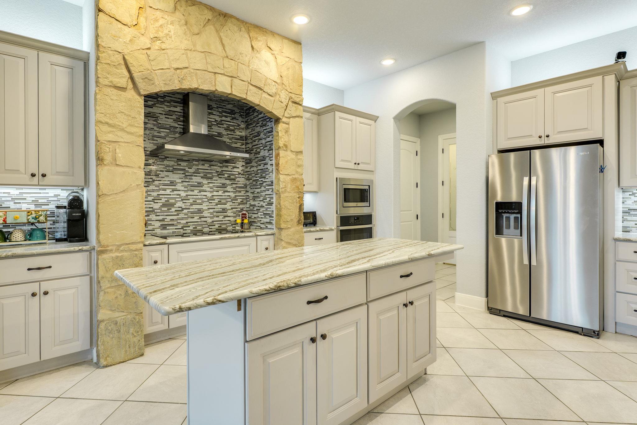 Image 13 of 40 For 346 Blackbird Dr