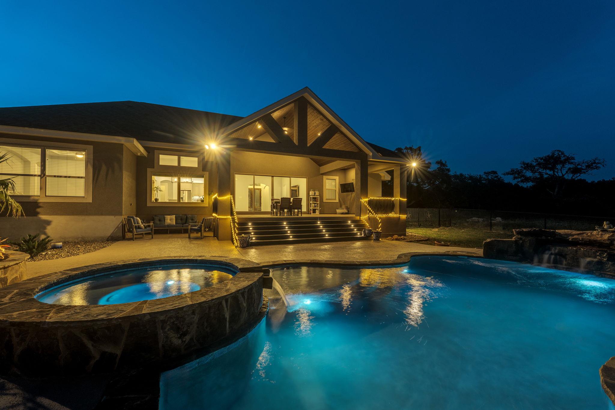 Image 28 of 40 For 346 Blackbird Dr