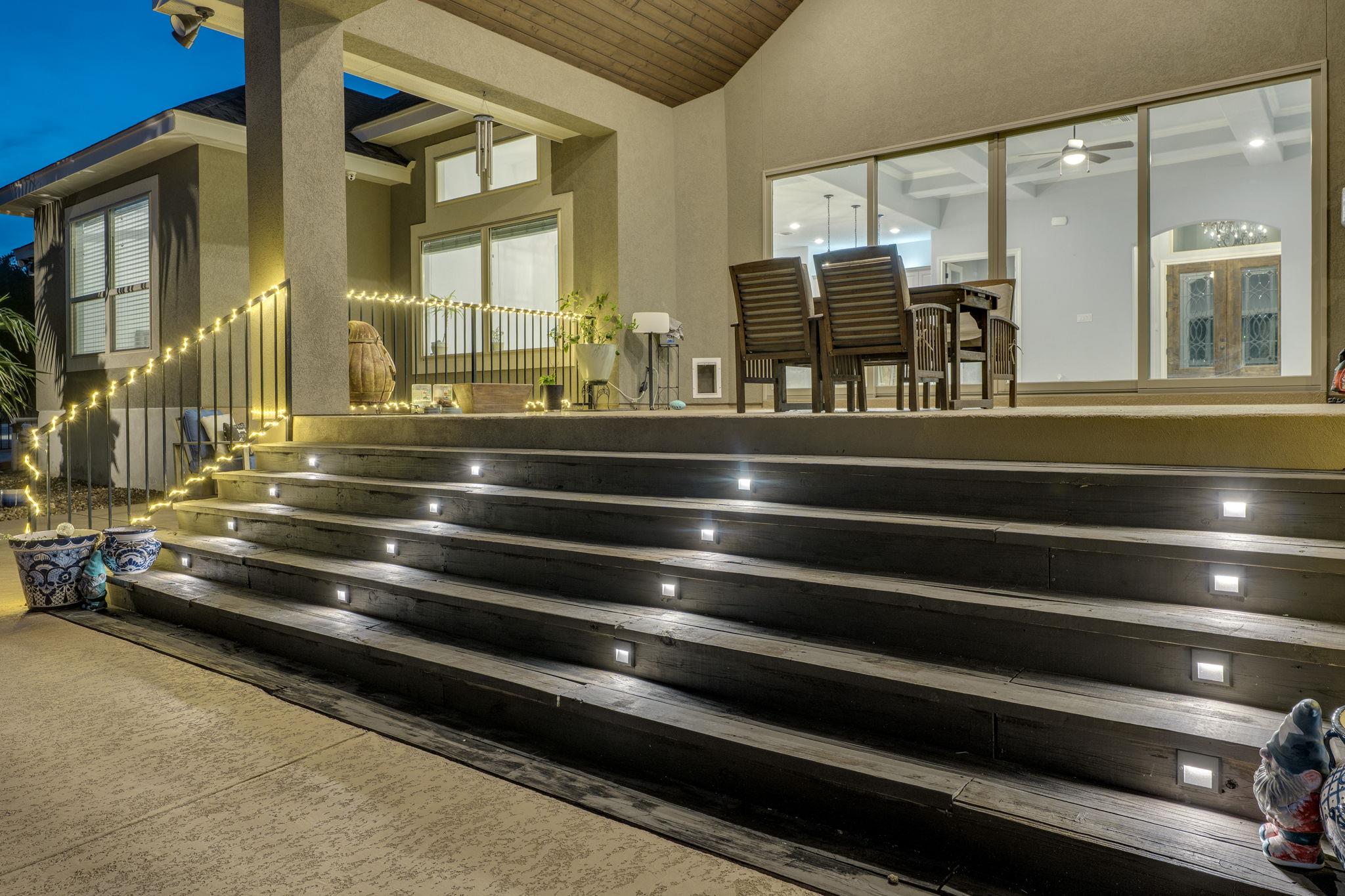 Image 29 of 40 For 346 Blackbird Dr