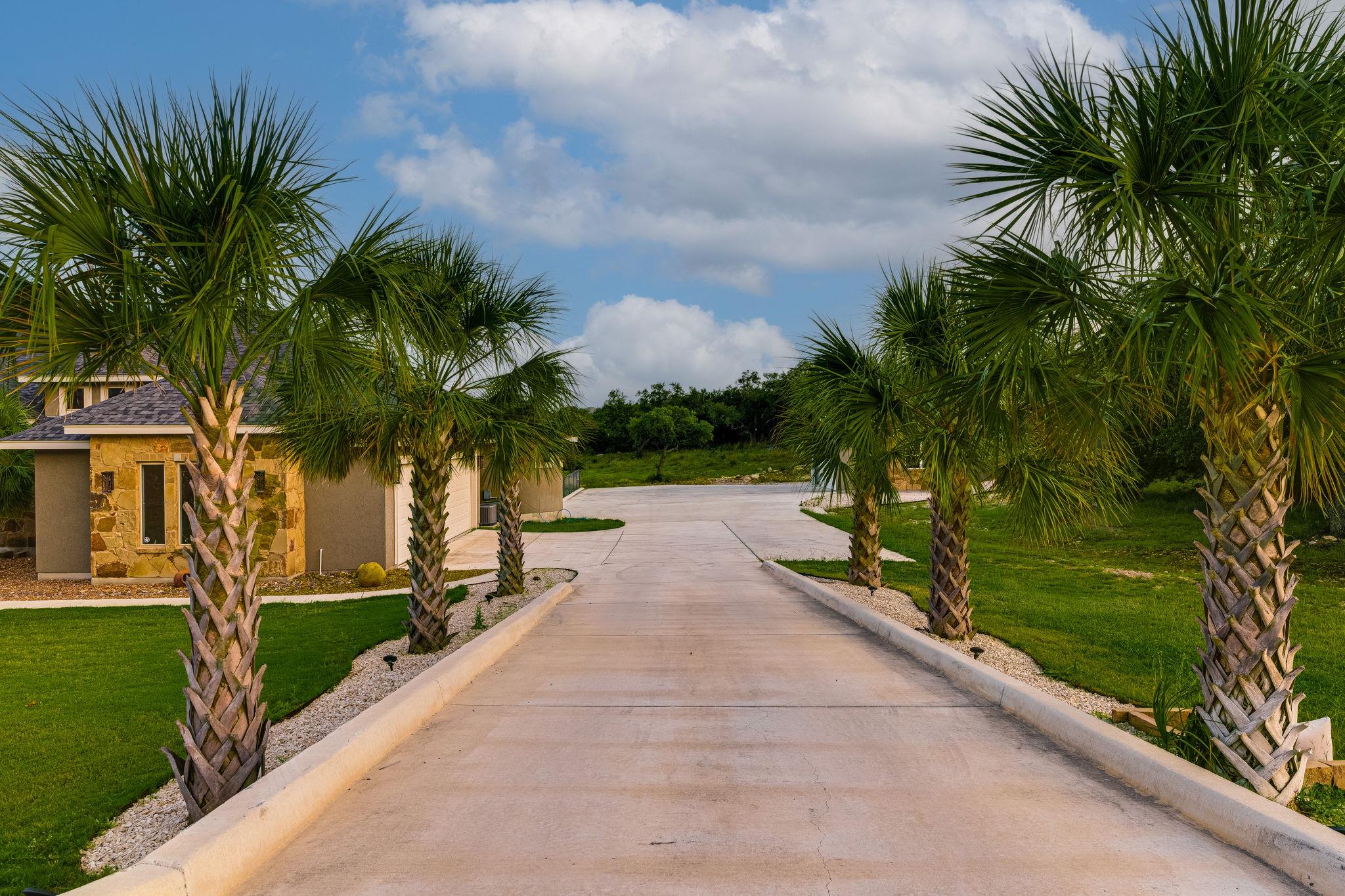 Image 6 of 40 For 346 Blackbird Dr