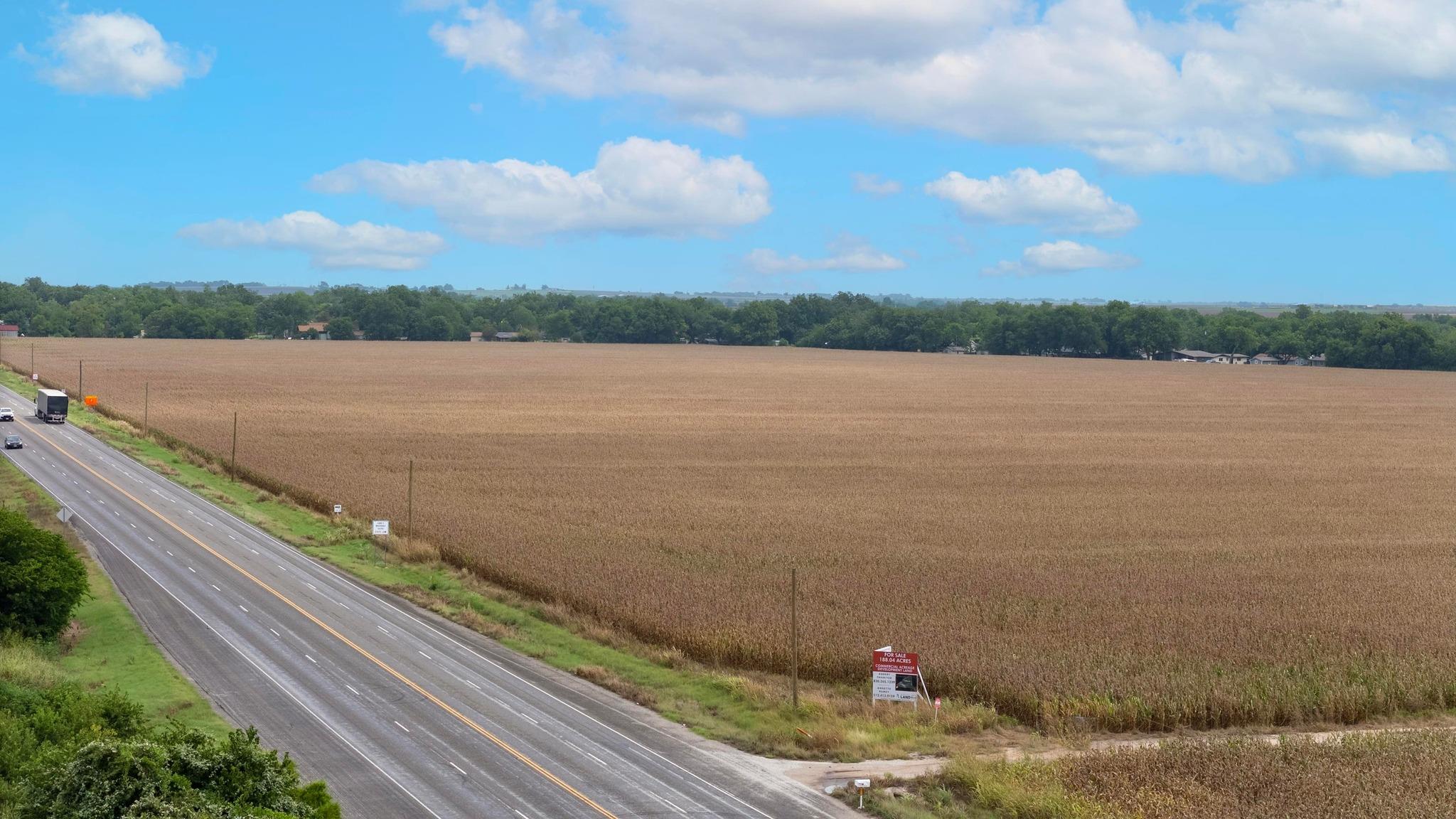 Image 12 of 25 For 4400-4402 Highway 95