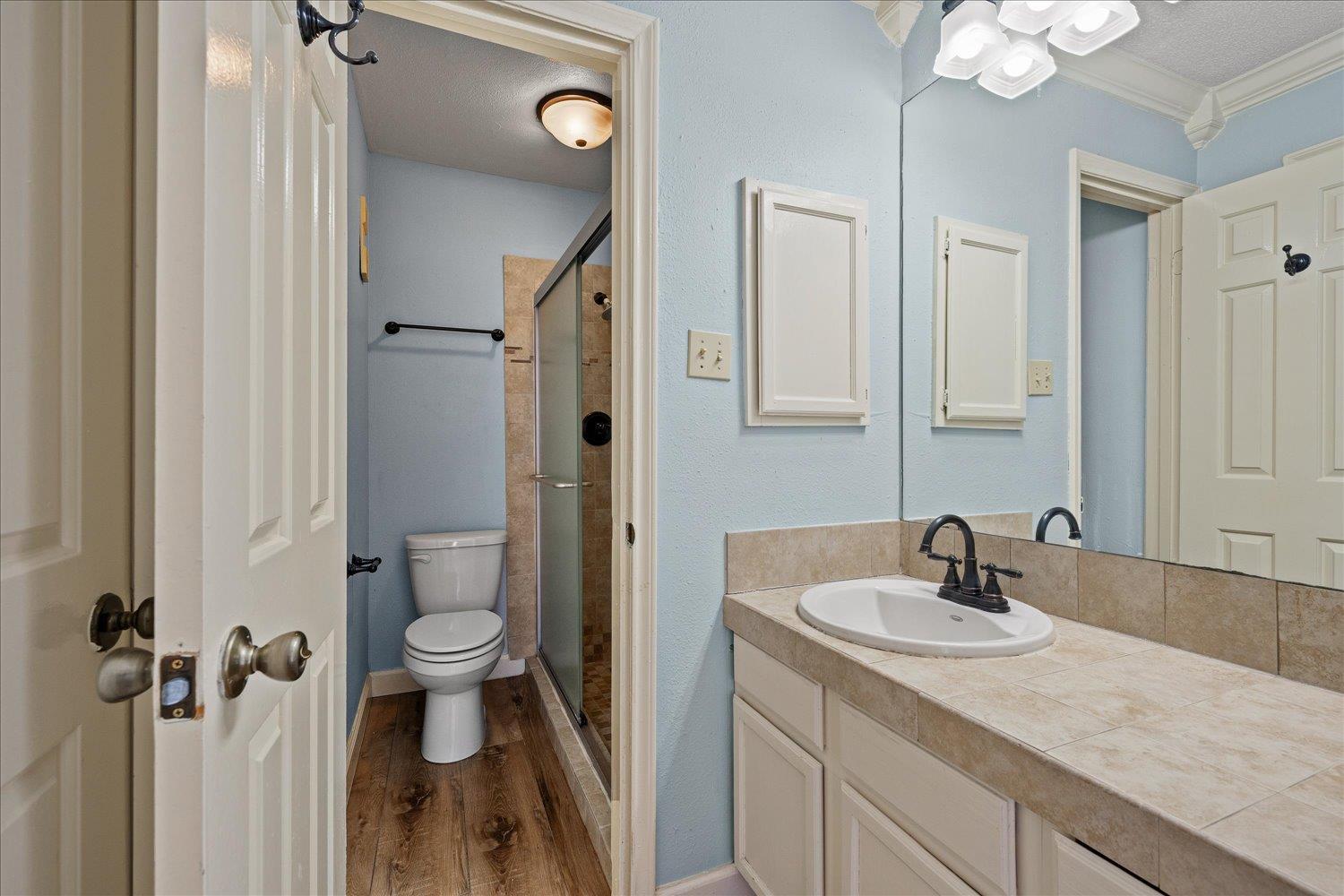 Image 15 of 28 For 4212 Medical Dr 201