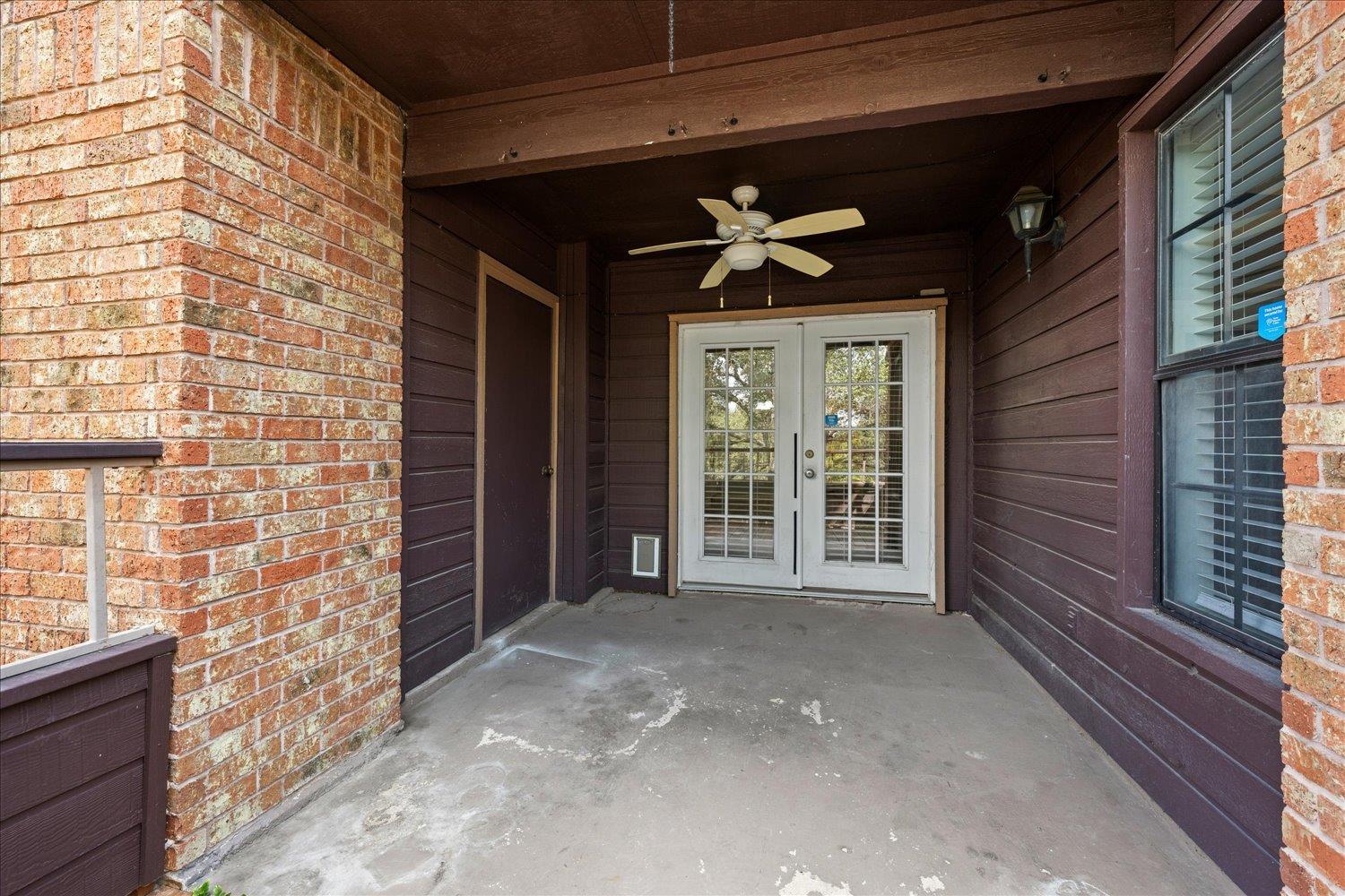 Image 23 of 28 For 4212 Medical Dr 201