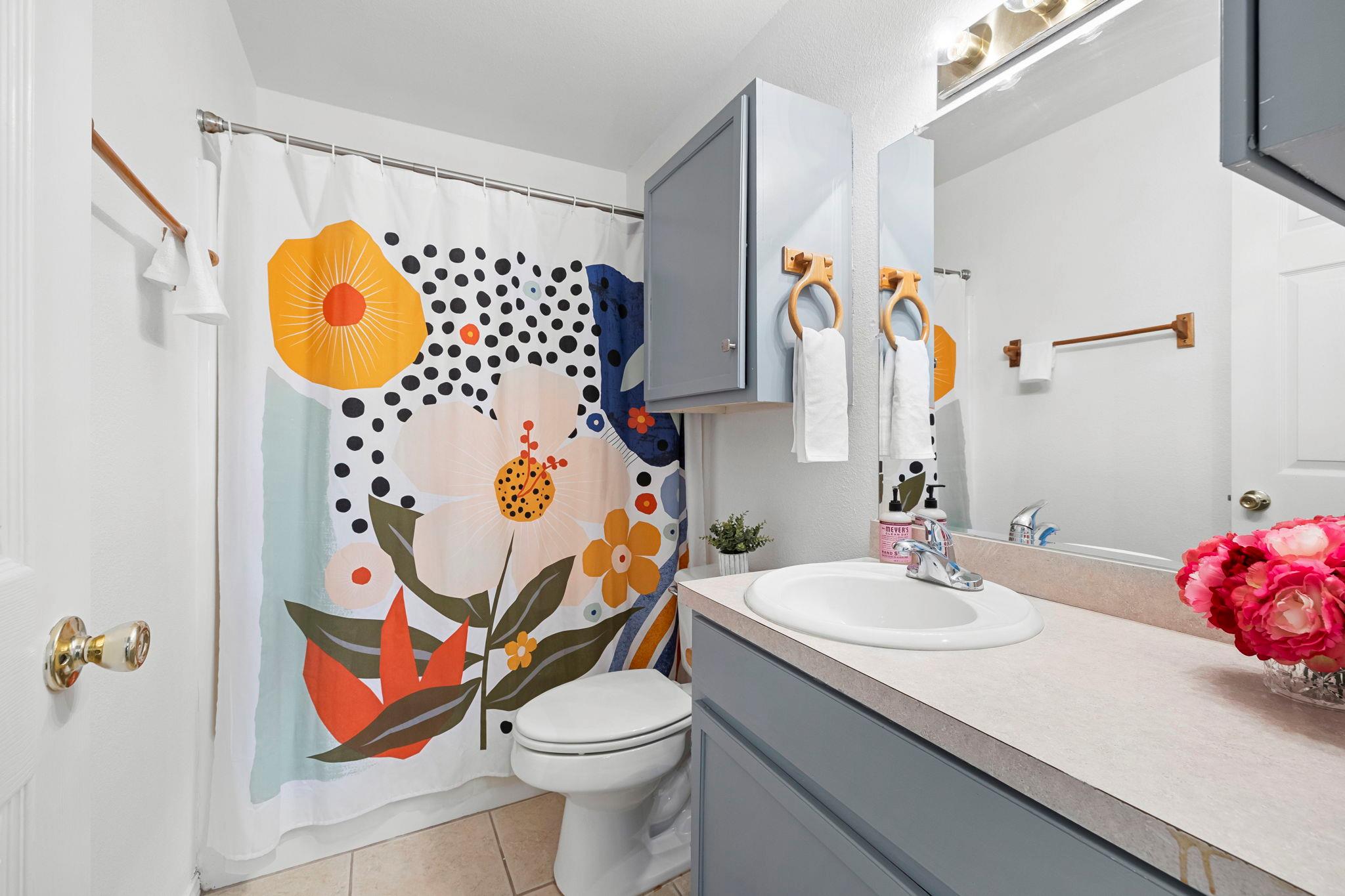 Image 14 of 26 For 121 Plant Ave Ave Apt 102