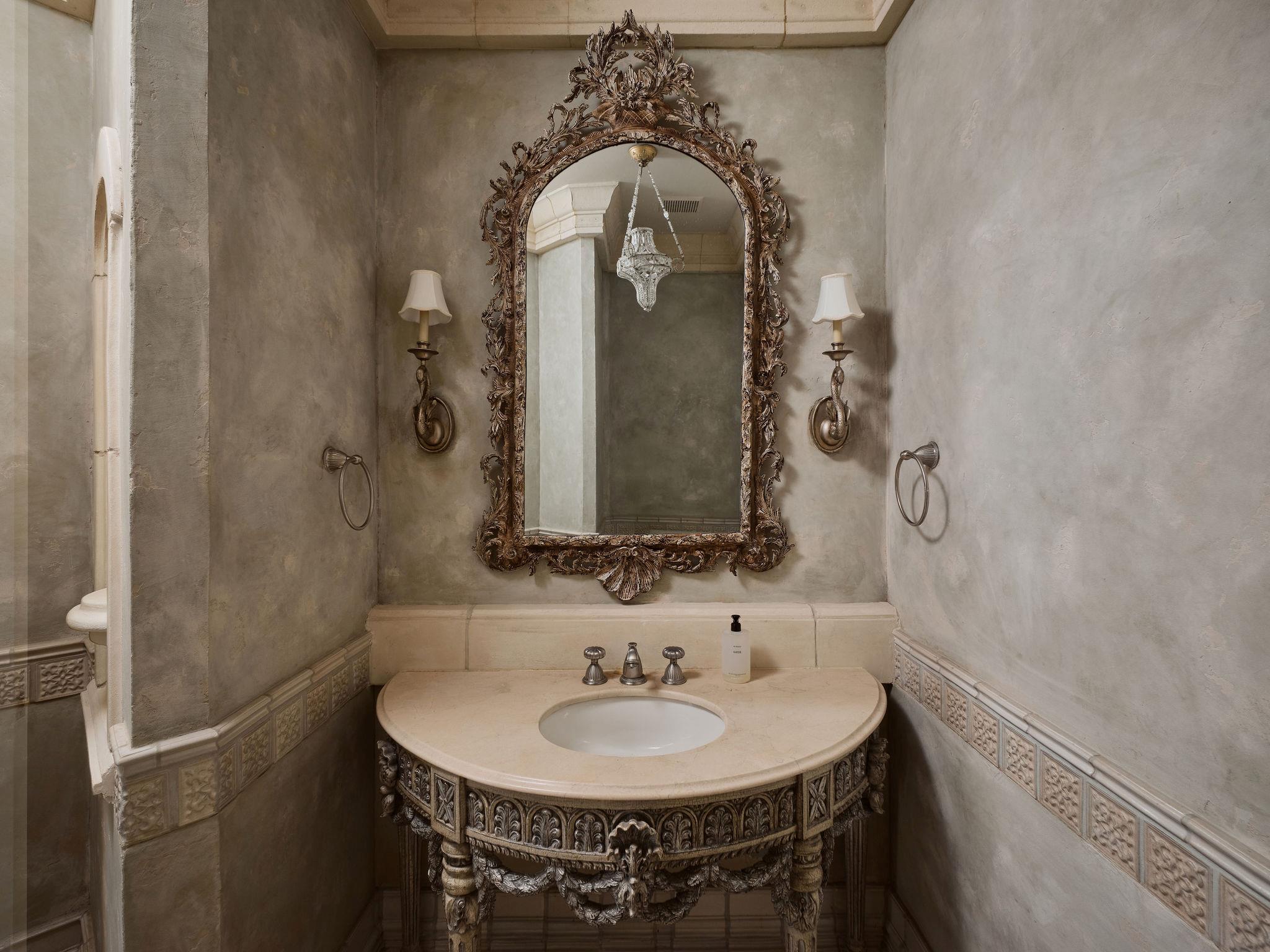 Image 27 of 40 For 4511 Island Cv