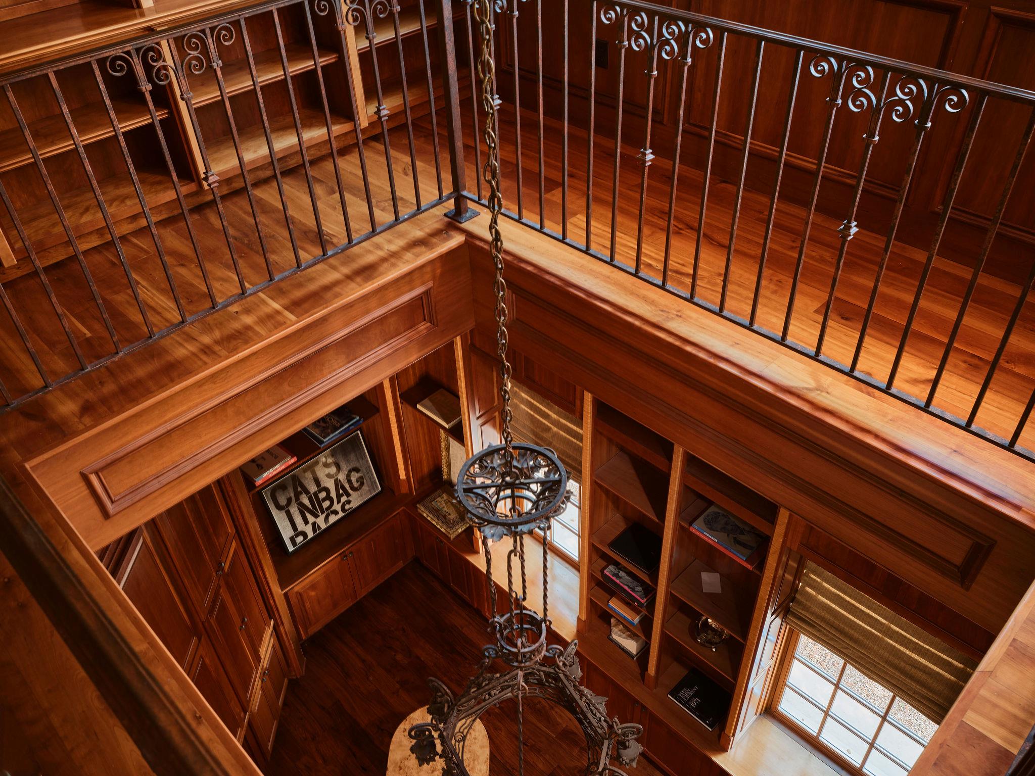 Image 33 of 40 For 4511 Island Cv