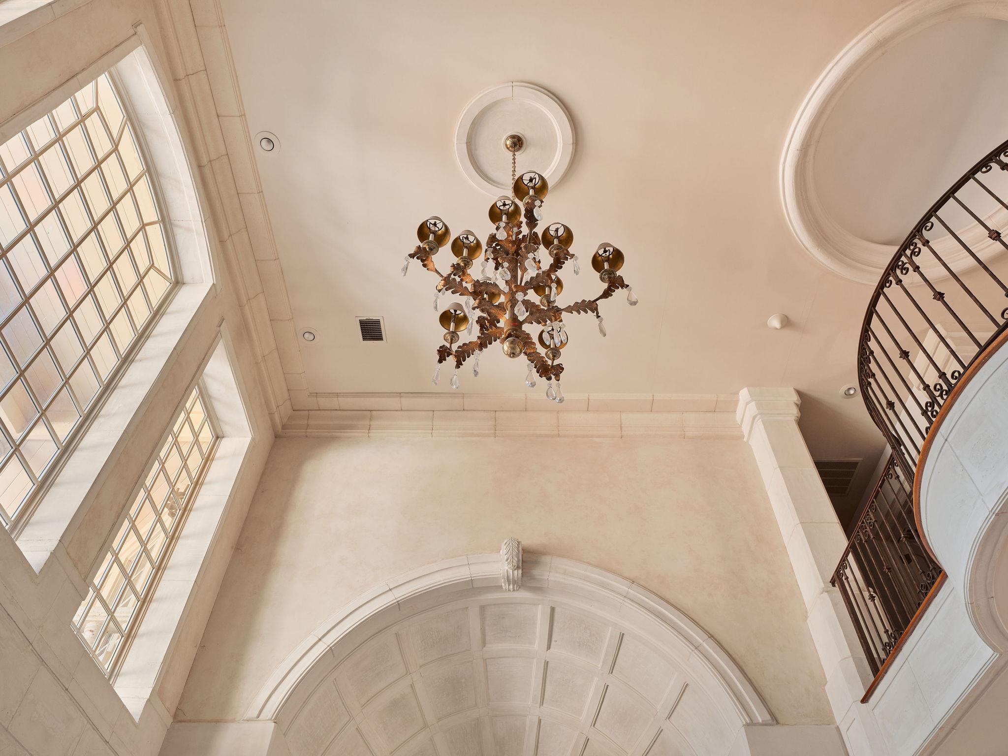 Image 9 of 40 For 4511 Island Cv