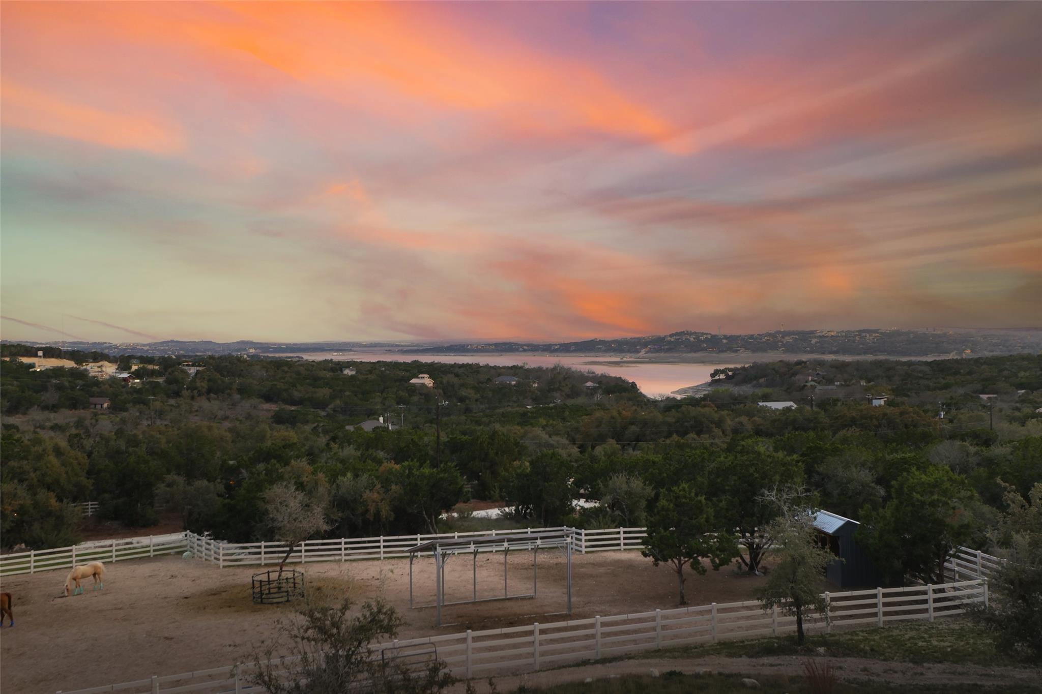 Image 12 of 40 For 15608 Mary St