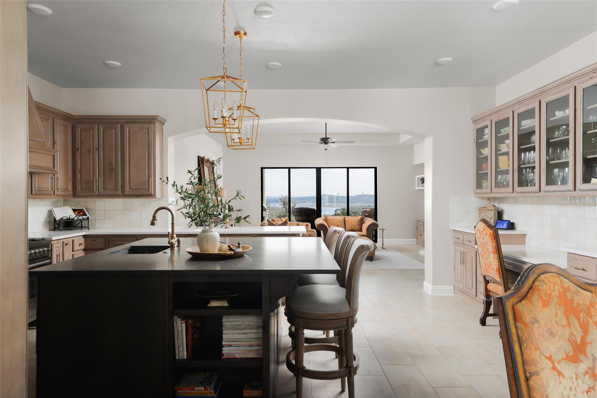 Image 13 of 40 For 15608 Mary St