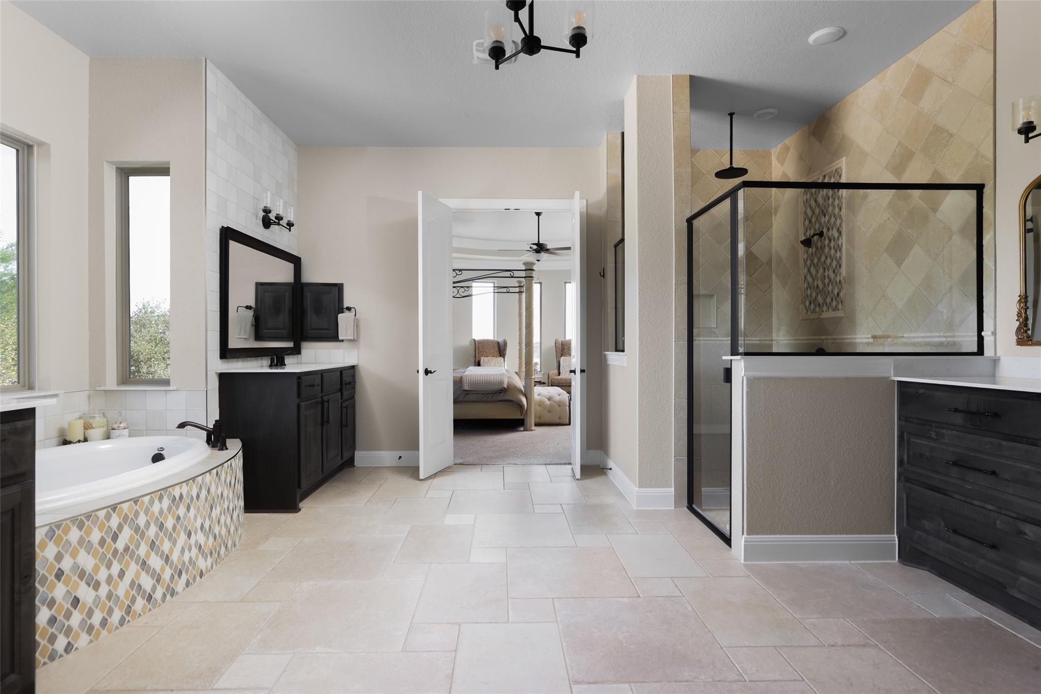 Image 17 of 40 For 15608 Mary St