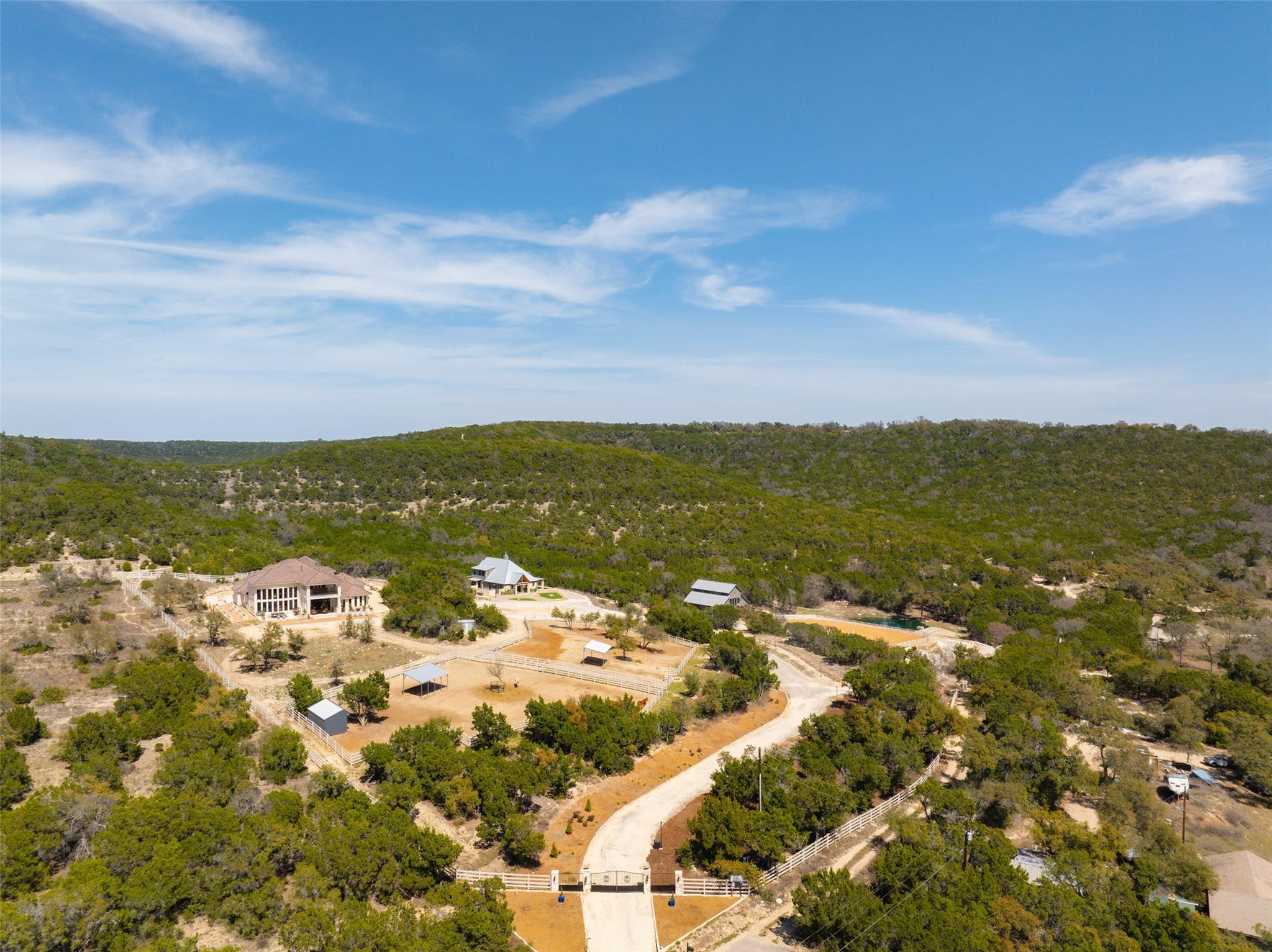 Image 2 of 40 For 15608 Mary St