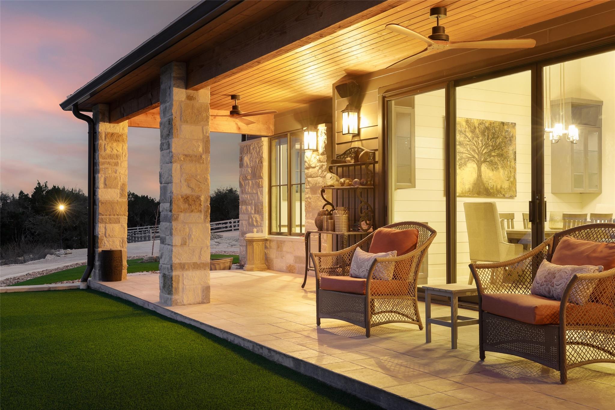 Image 27 of 40 For 15608 Mary St