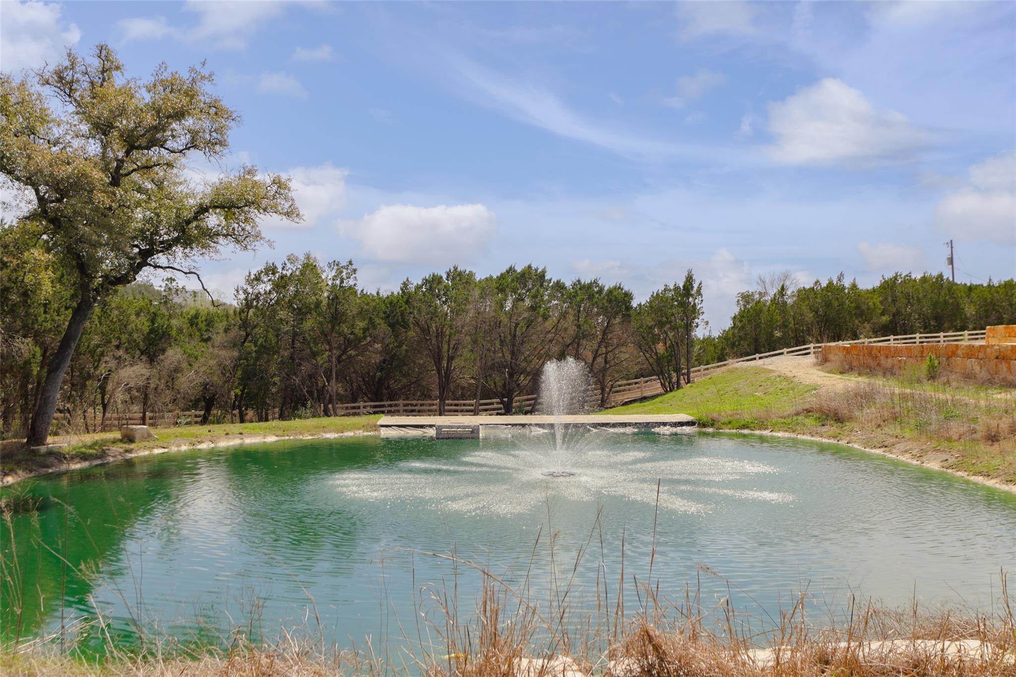 Image 39 of 40 For 15608 Mary St