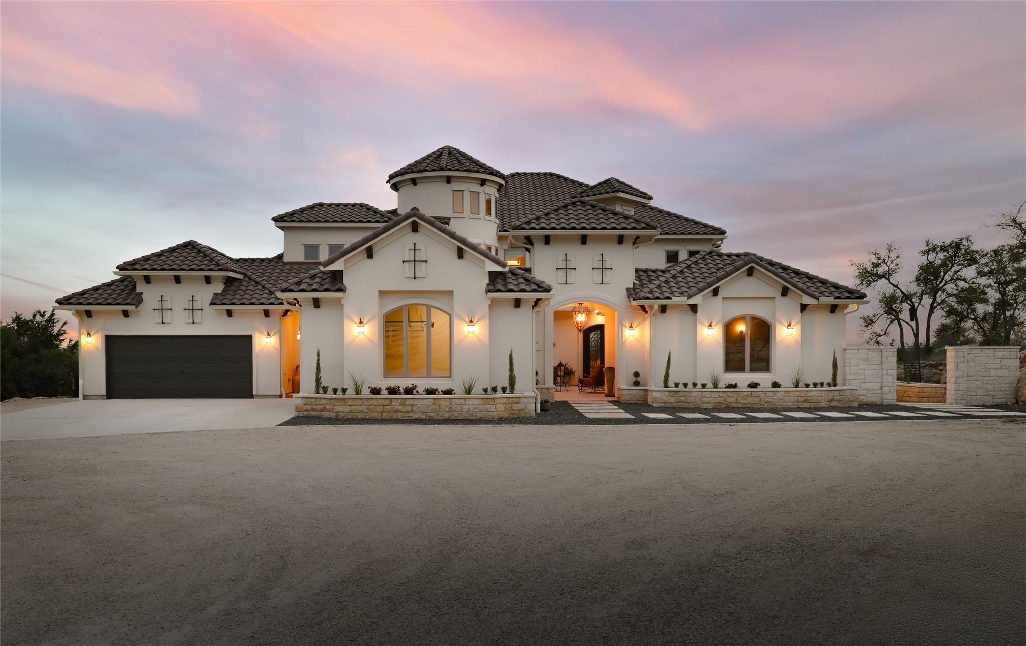 Image 4 of 40 For 15608 Mary St