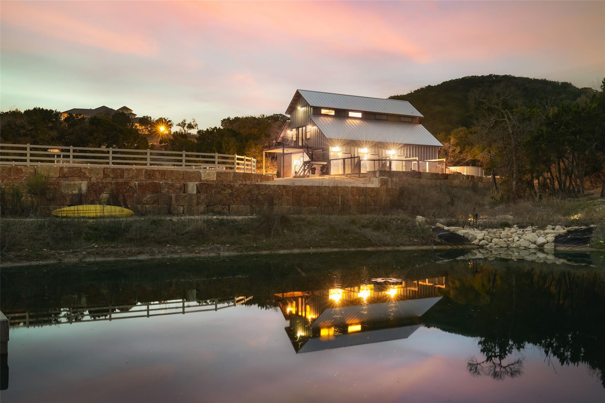 Image 40 of 40 For 15608 Mary St