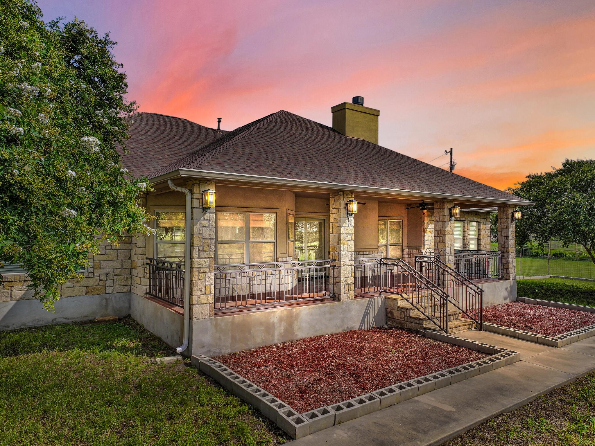 Image 2 of 39 For 301 Cr 253  