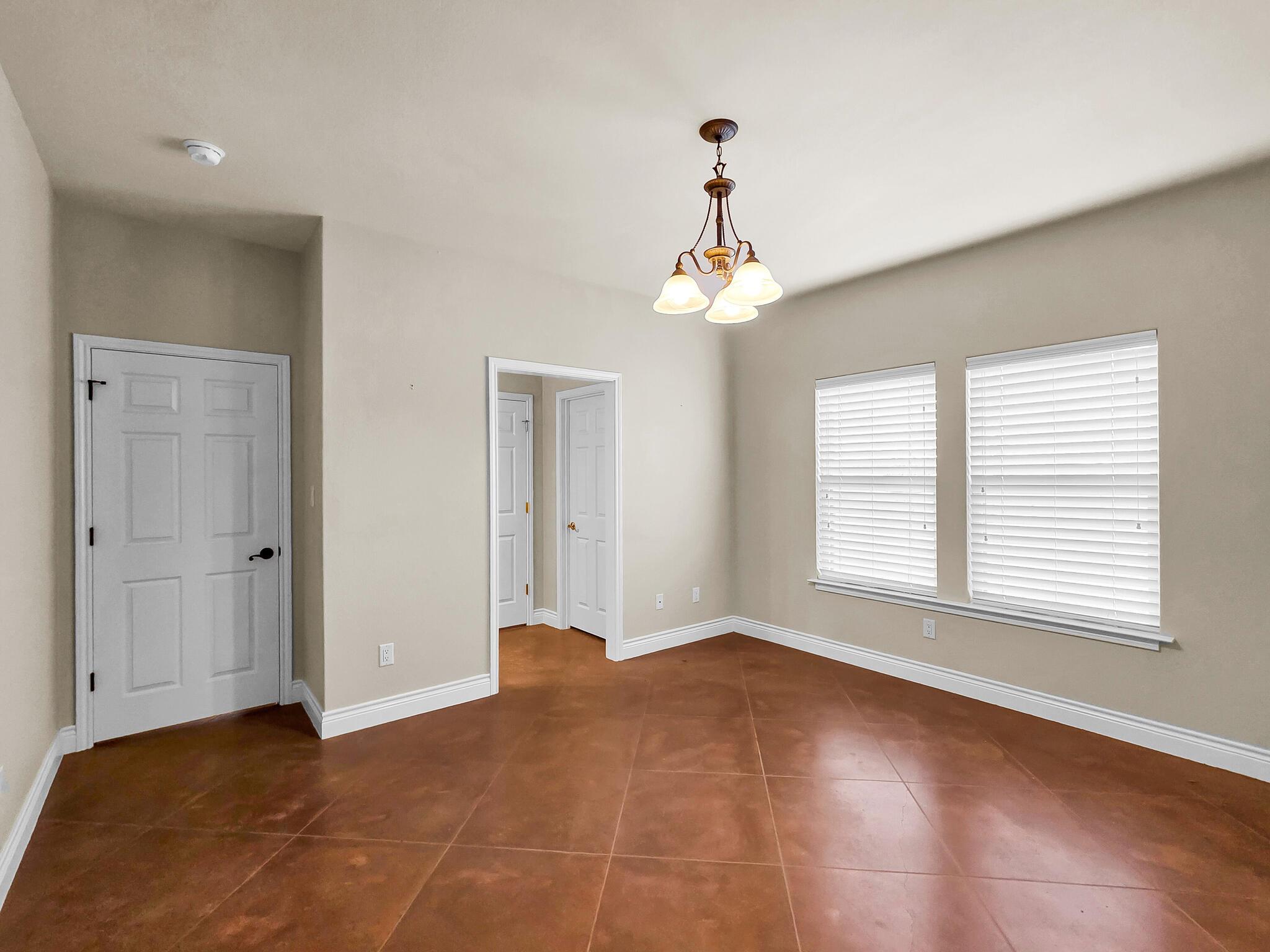 Image 28 of 39 For 301 Cr 253  