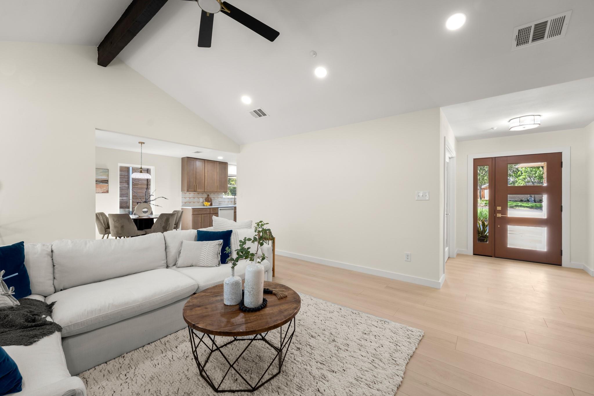 Image 11 of 40 For 11315 Menodora Dr